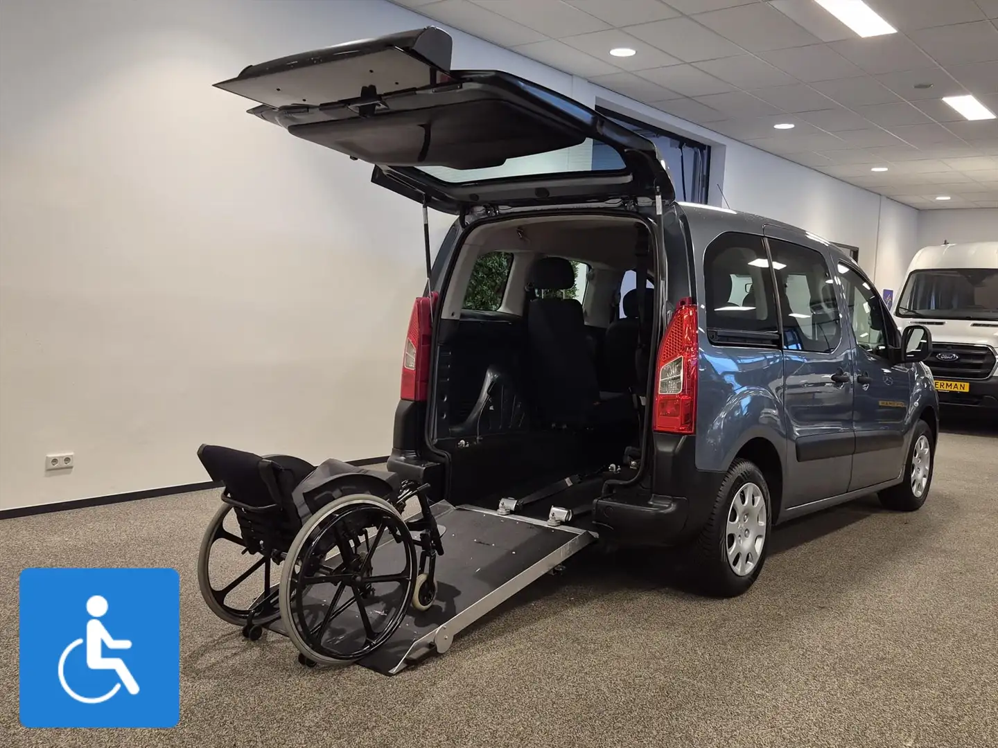 Peugeot Partner Rolstoelauto (airco) 4+1 Bleu - 2