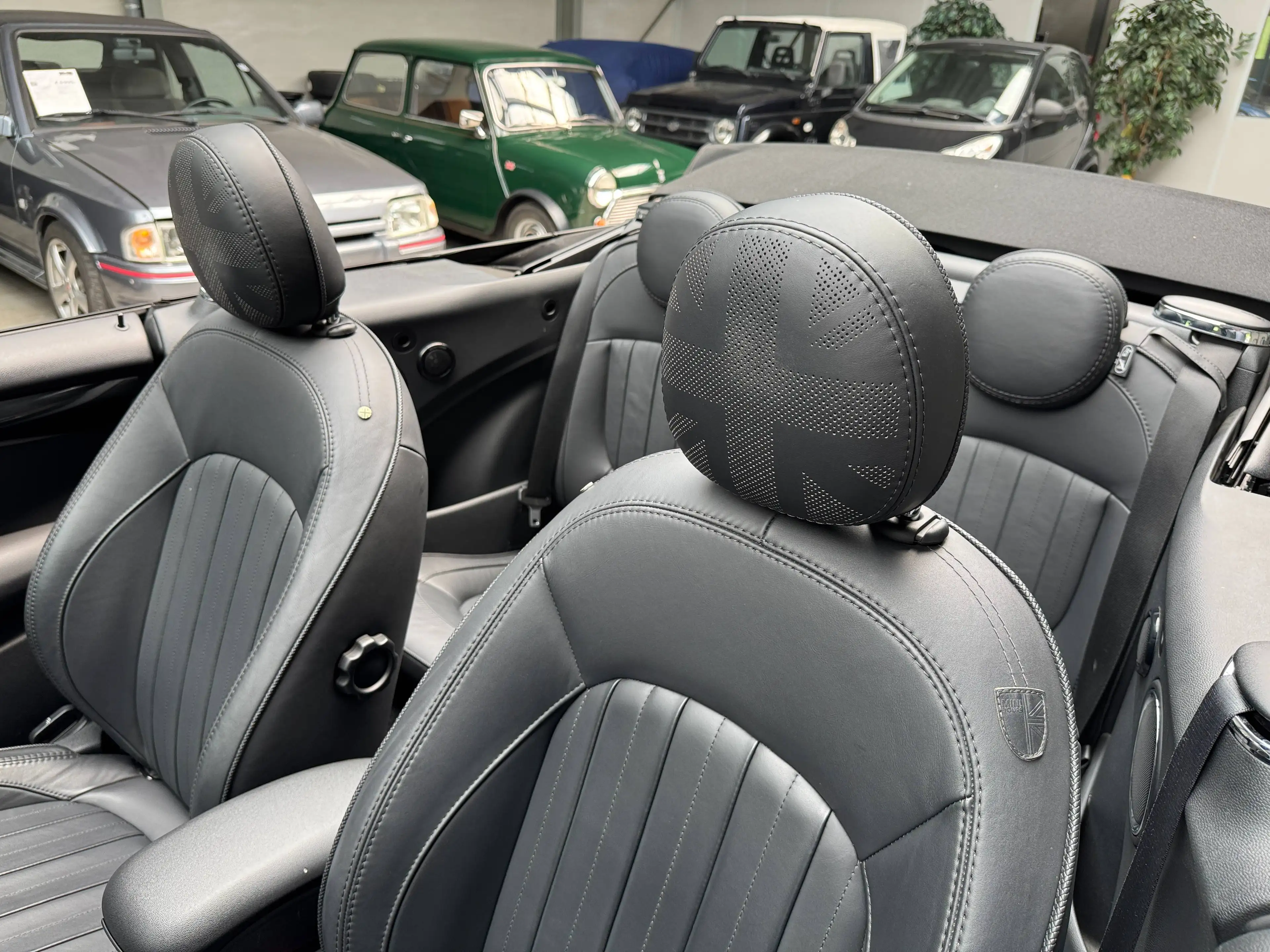 MINI Cooper S Cabrio Mini Cooper S Cabriolet/ Navigation/ Harman Kardon — photo 13
