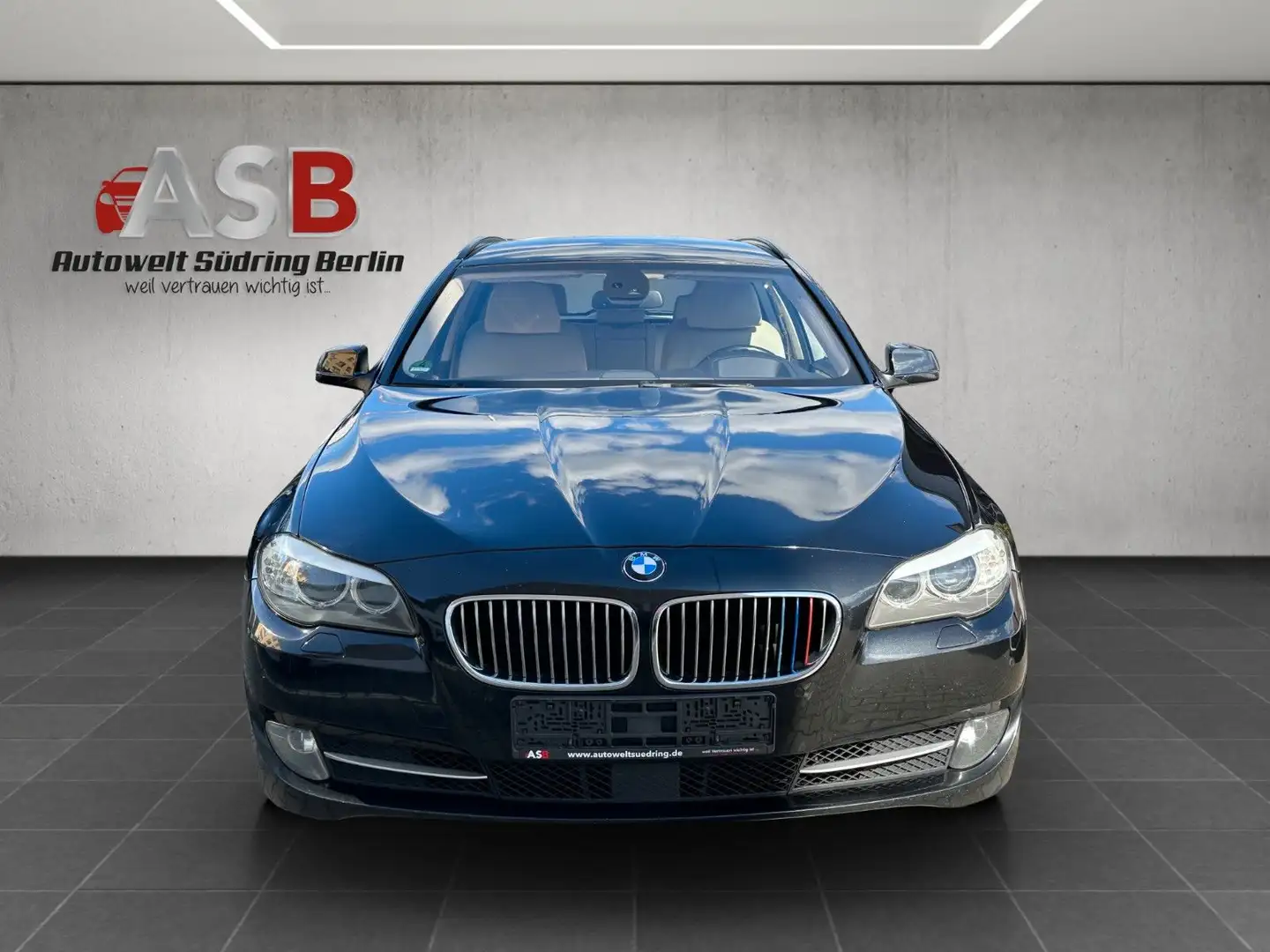 BMW 520 d Touring Navi*Xenon*HUD*Leder Schwarz - 2