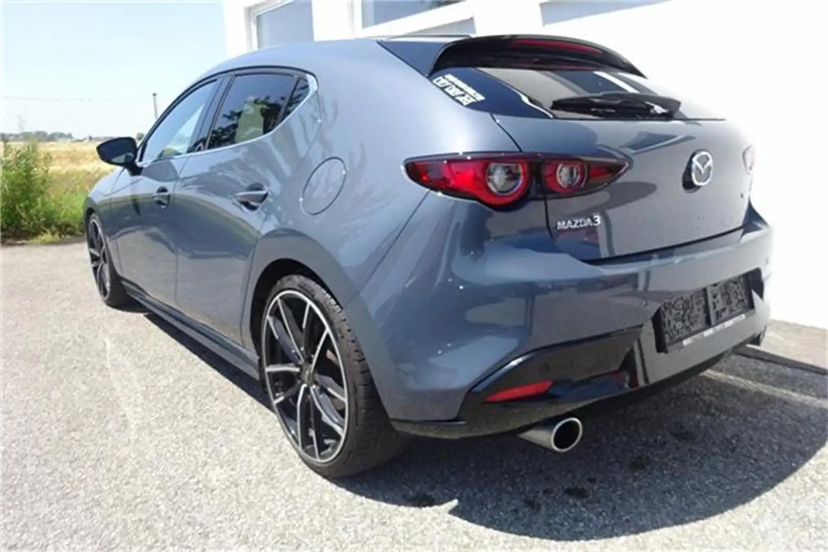 Mazda 3 Skyactiv-G122 Comfort+ /SO/PR/ST/TE Grau - 2
