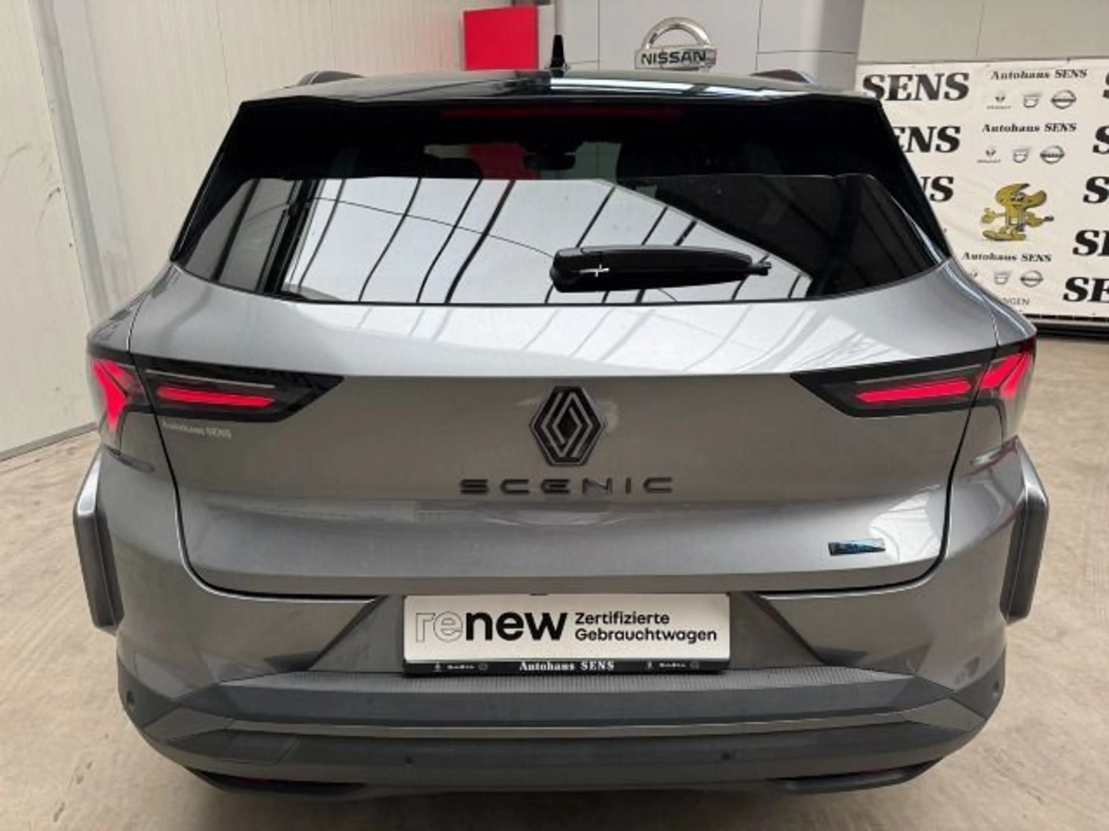 Renault Scenic E-Tech Electric EV87 220HP Esprit Alpine — photo 6