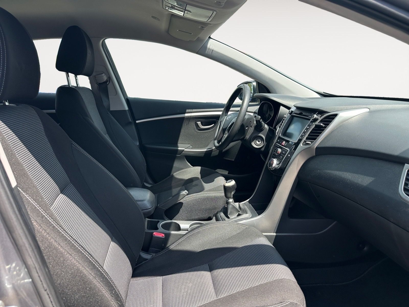 Hyundai i30 Classic  *R.-Kamera*Navi* — photo 9