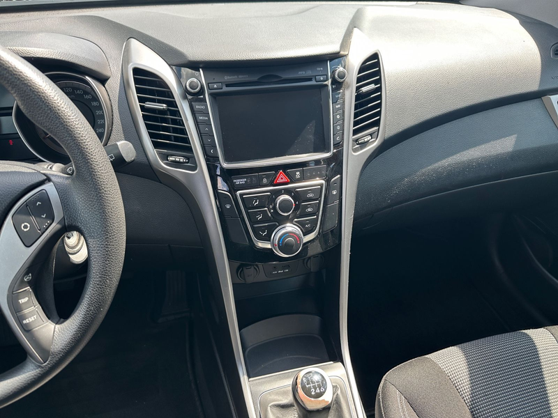 Hyundai i30 Classic  *R.-Kamera*Navi* — photo 12