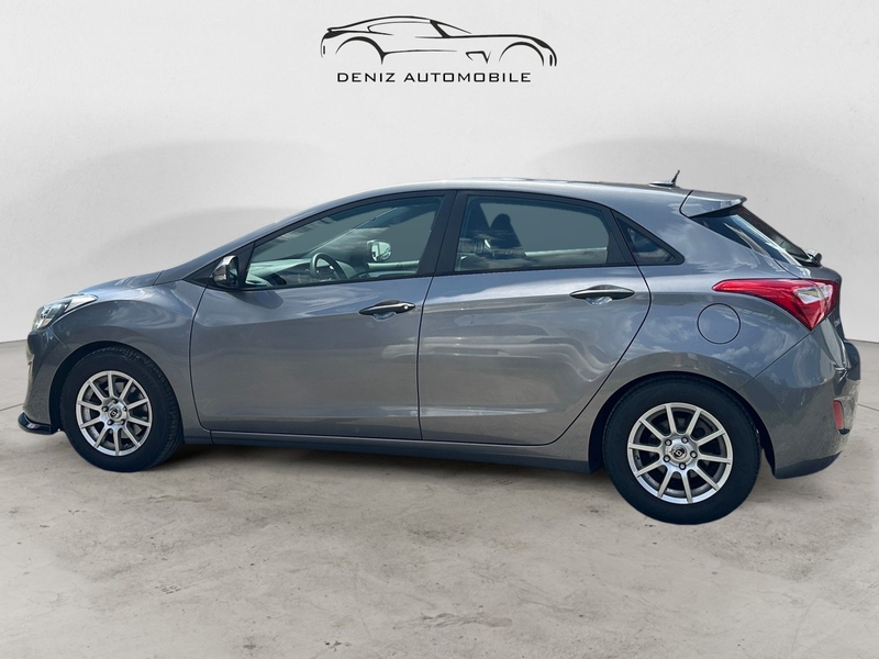Hyundai i30 Classic  *R.-Kamera*Navi* — photo 3