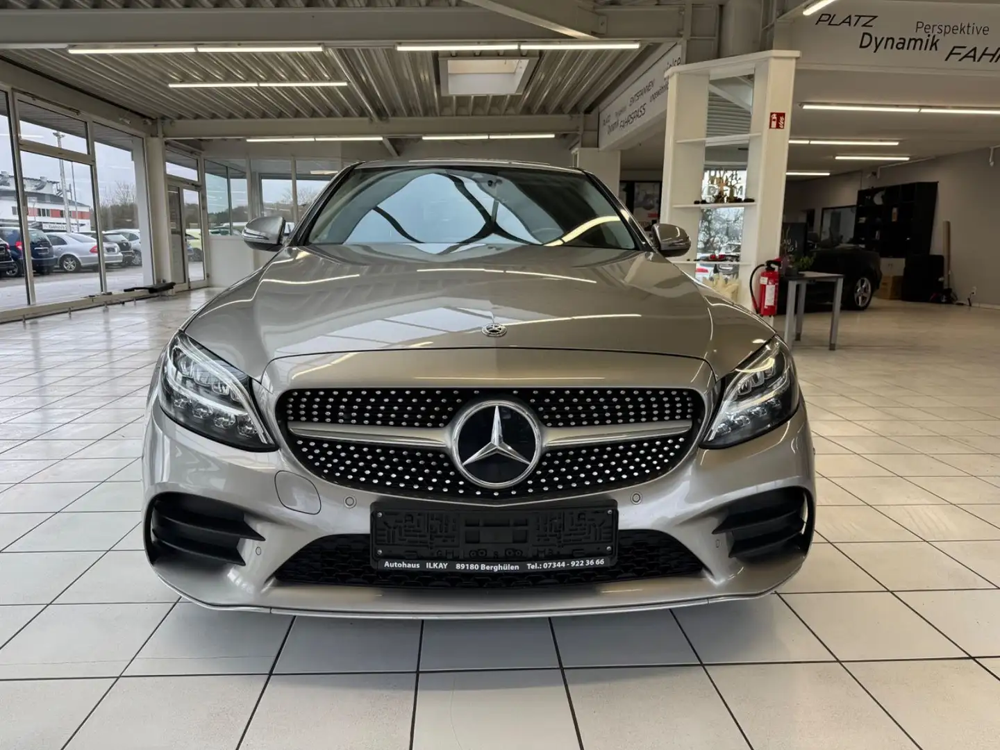 Mercedes-Benz C 300 AMG Paket,LED,Kamera,AHK Grau - 2