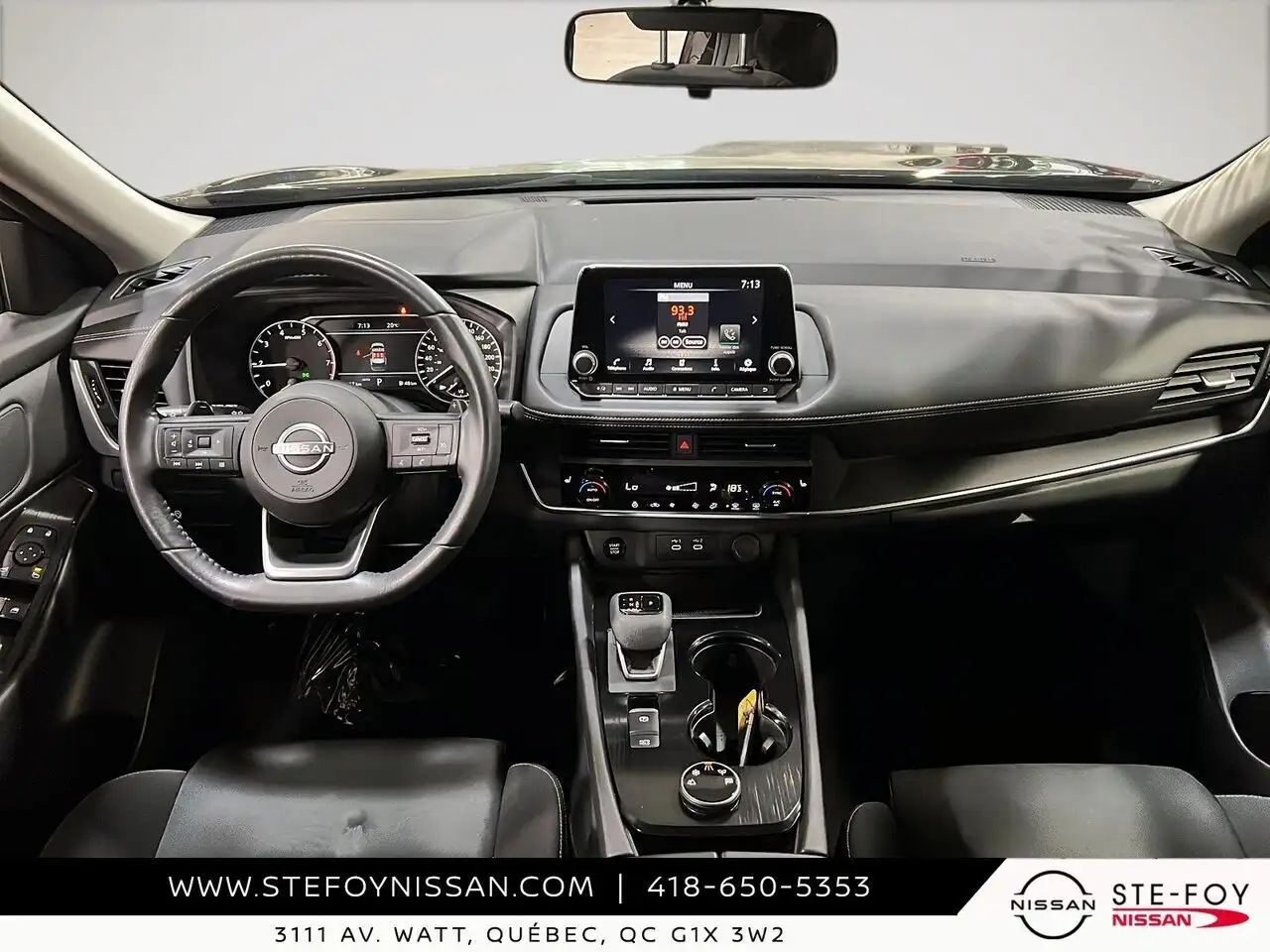 Nissan Rogue снимка Nissan Rogue