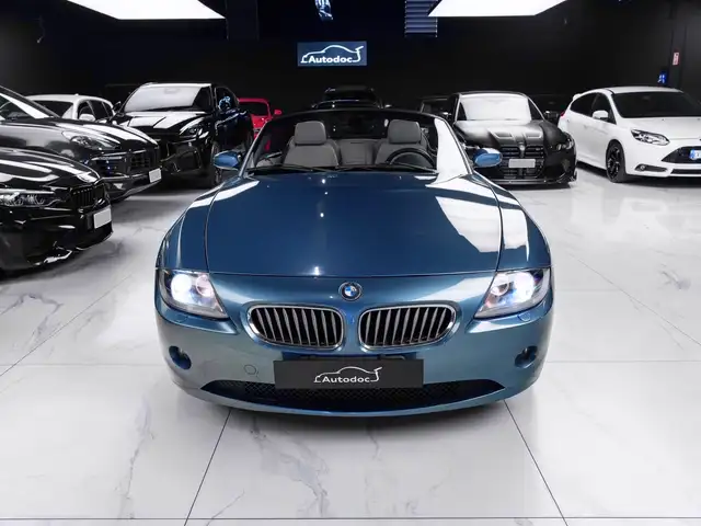 BMW Z4 view 2