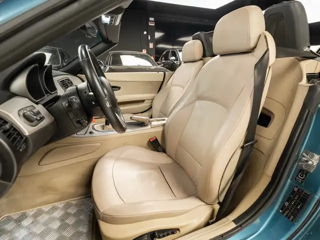 BMW Z4 view 8