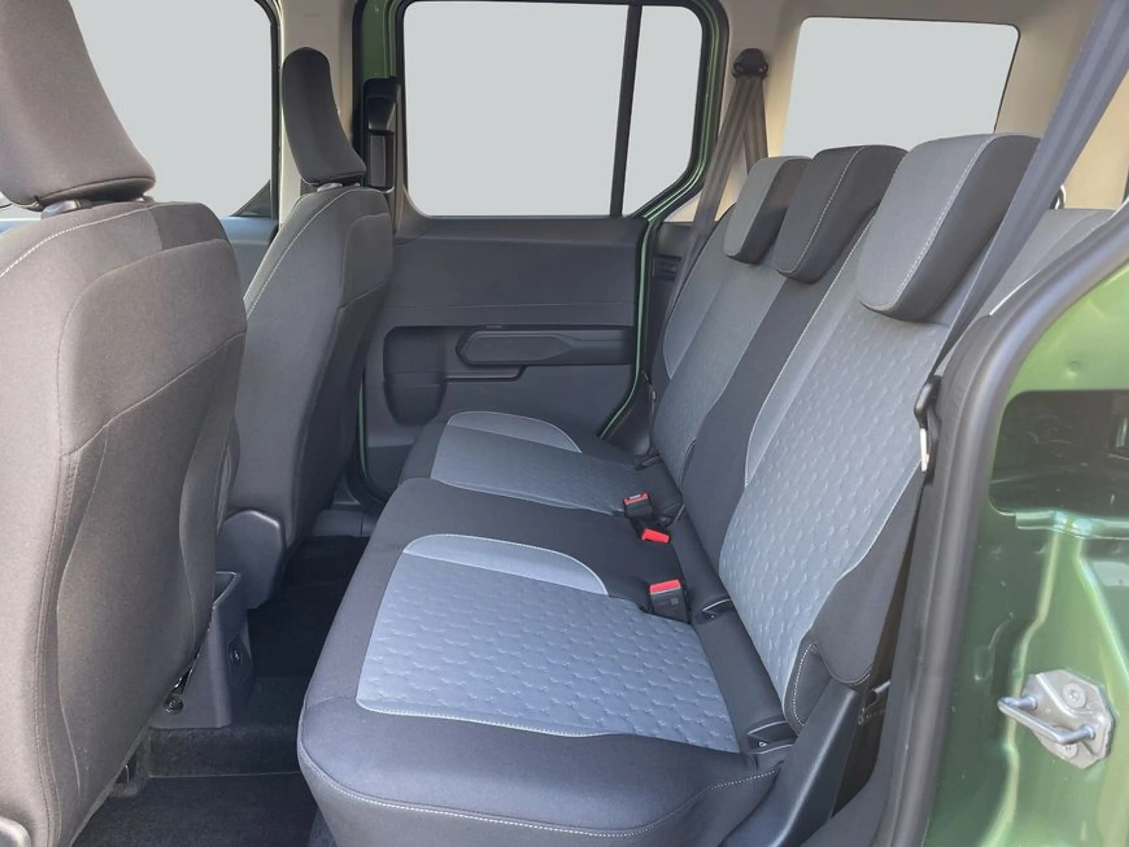 Ford Tourneo Courier 1.0 EcoBoost Aut. TITANIUM 92 kW, — photo 11