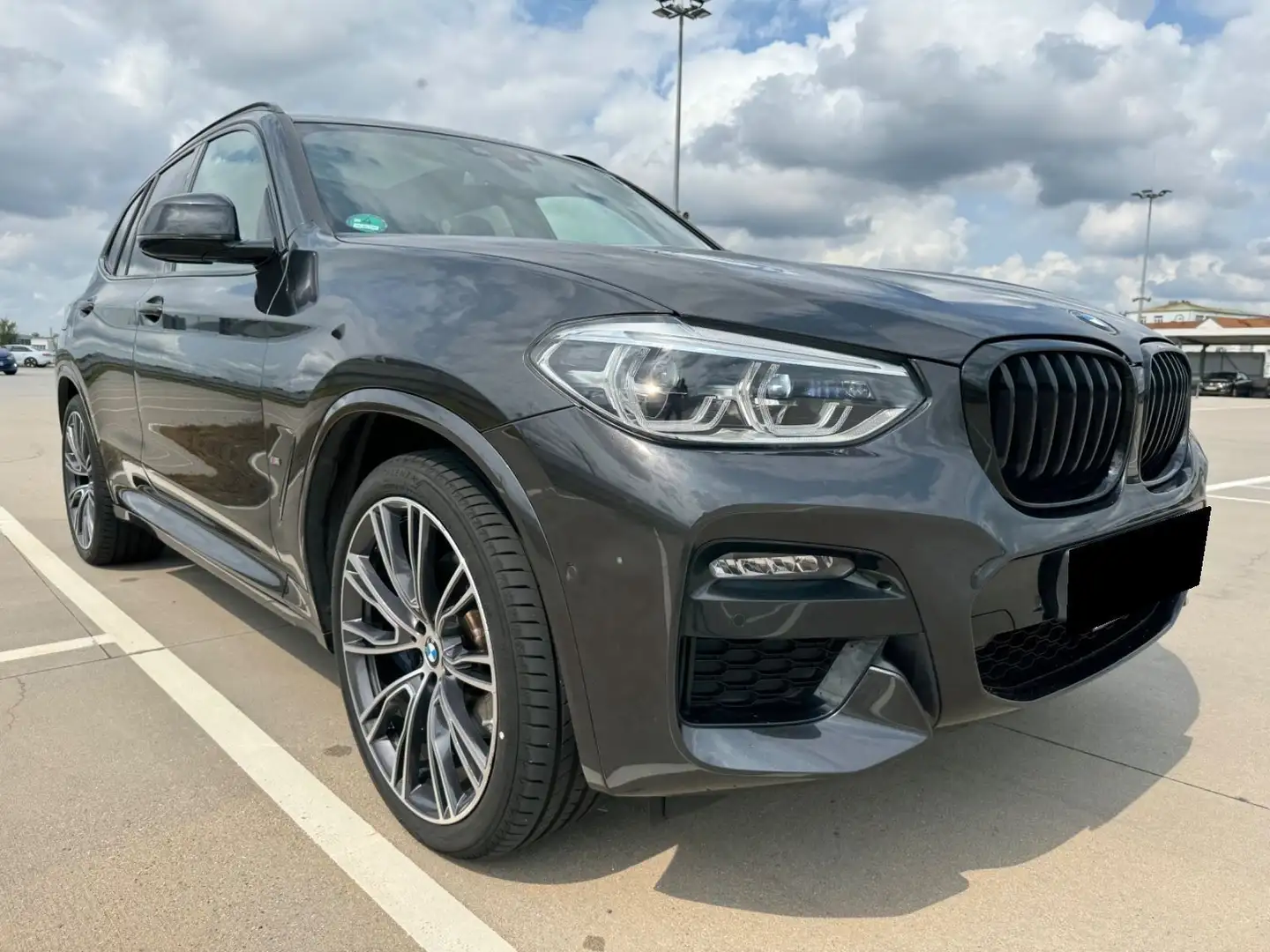 BMW X3 xDrive 30e M Sport Grau - 1