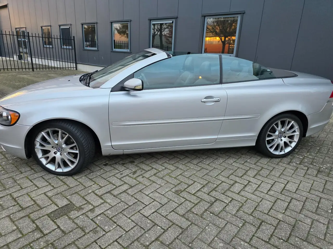 Volvo C70 afbeelding 12
