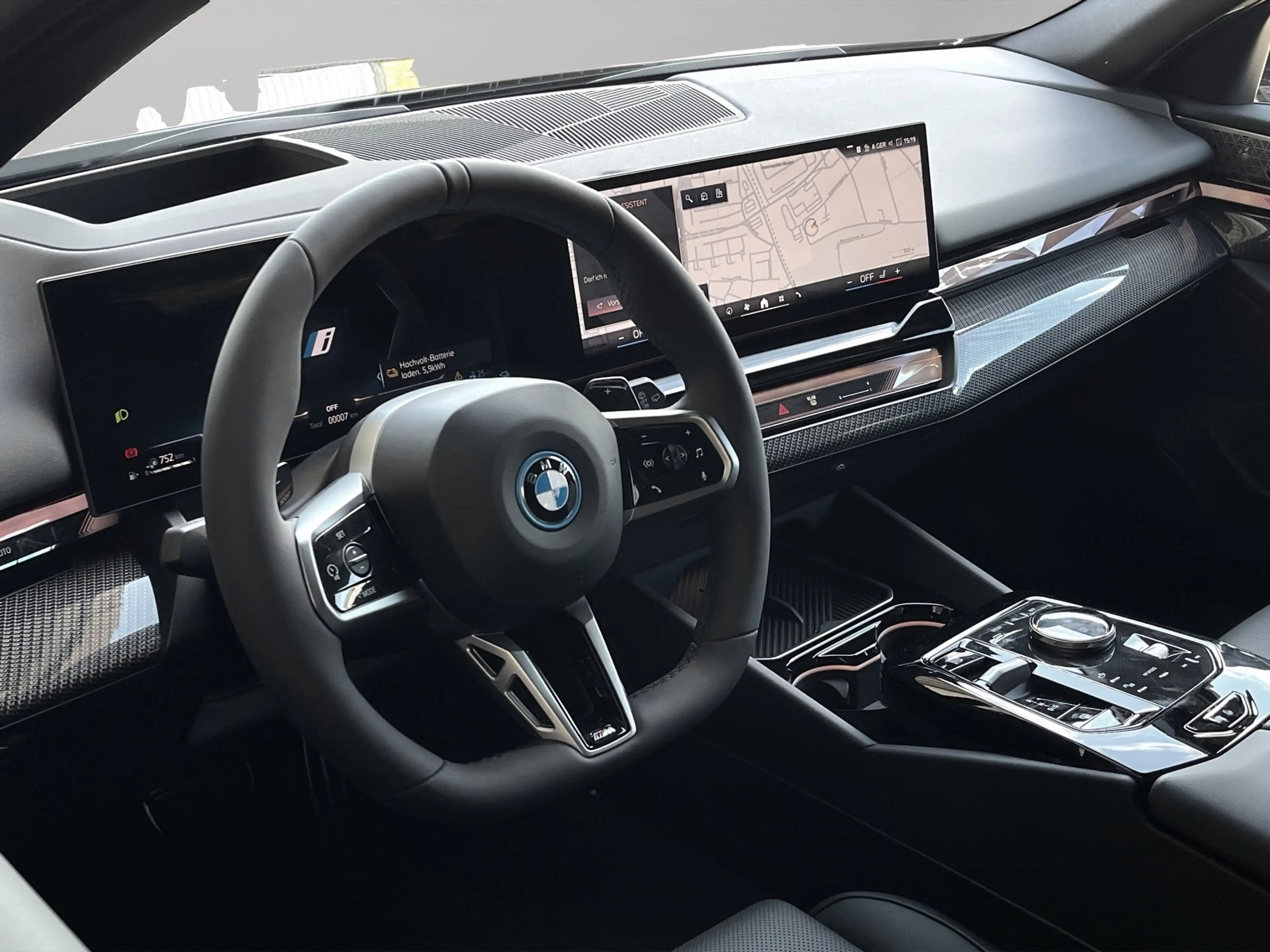 BMW 550 e xDrive Tour. M Sport Pro 20"LM AHK Glasdach Sitz — photo 7