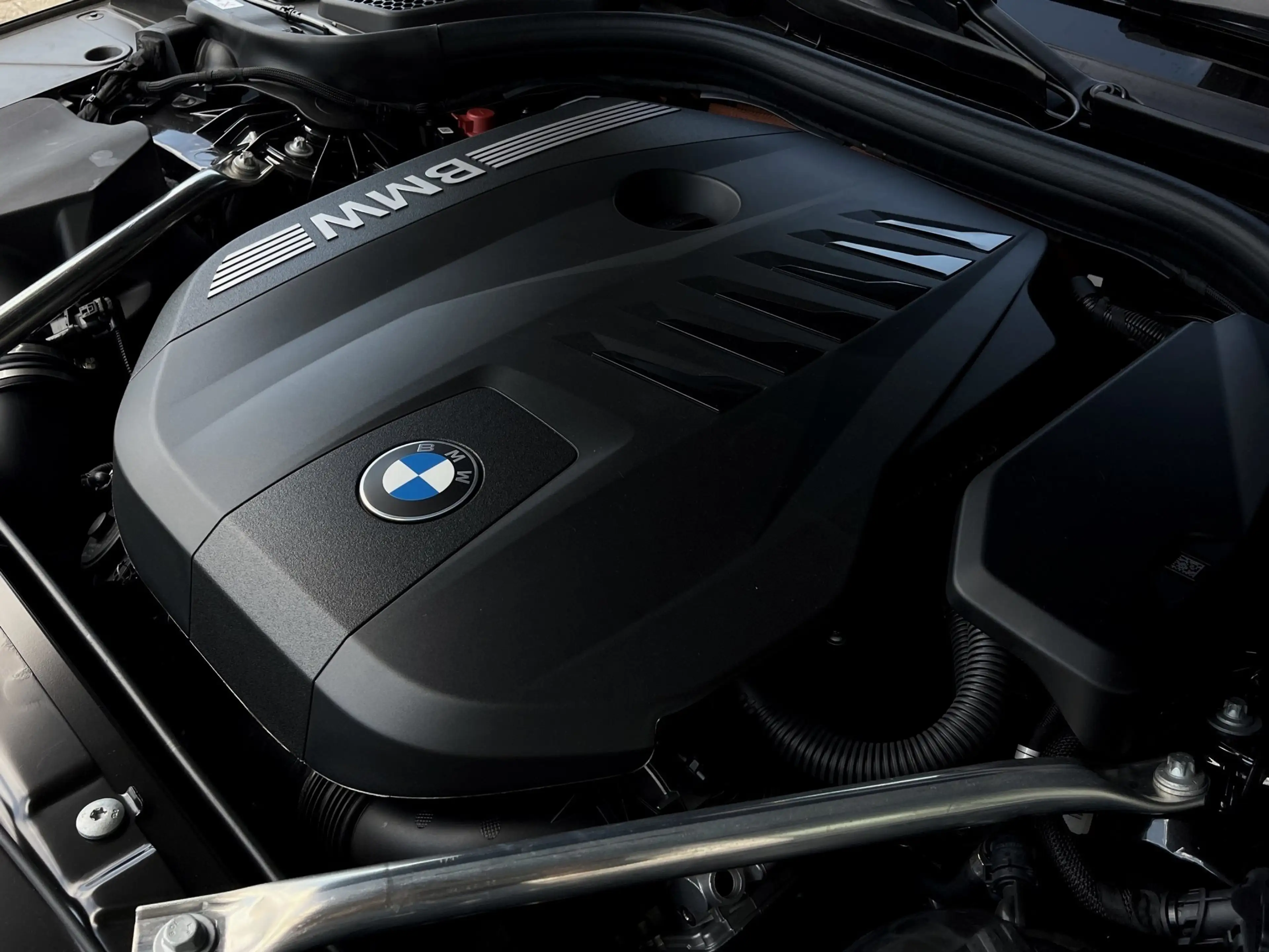BMW 550 e xDrive Tour. M Sport Pro 20"LM AHK Glasdach Sitz — photo 15