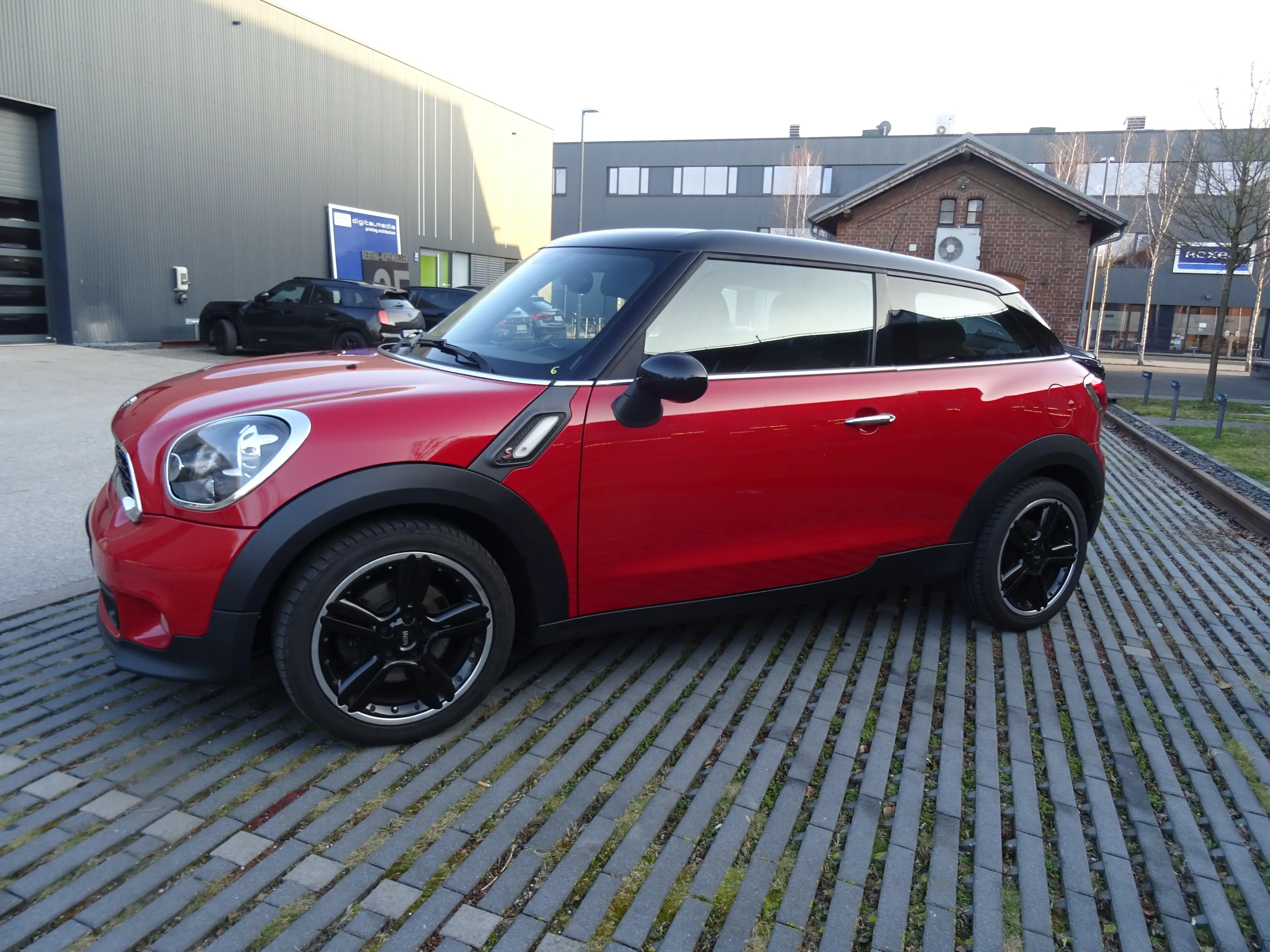 MINI Cooper S Paceman Paceman Cooper S All4-wenig km-Top-Ausstattung — photo 2