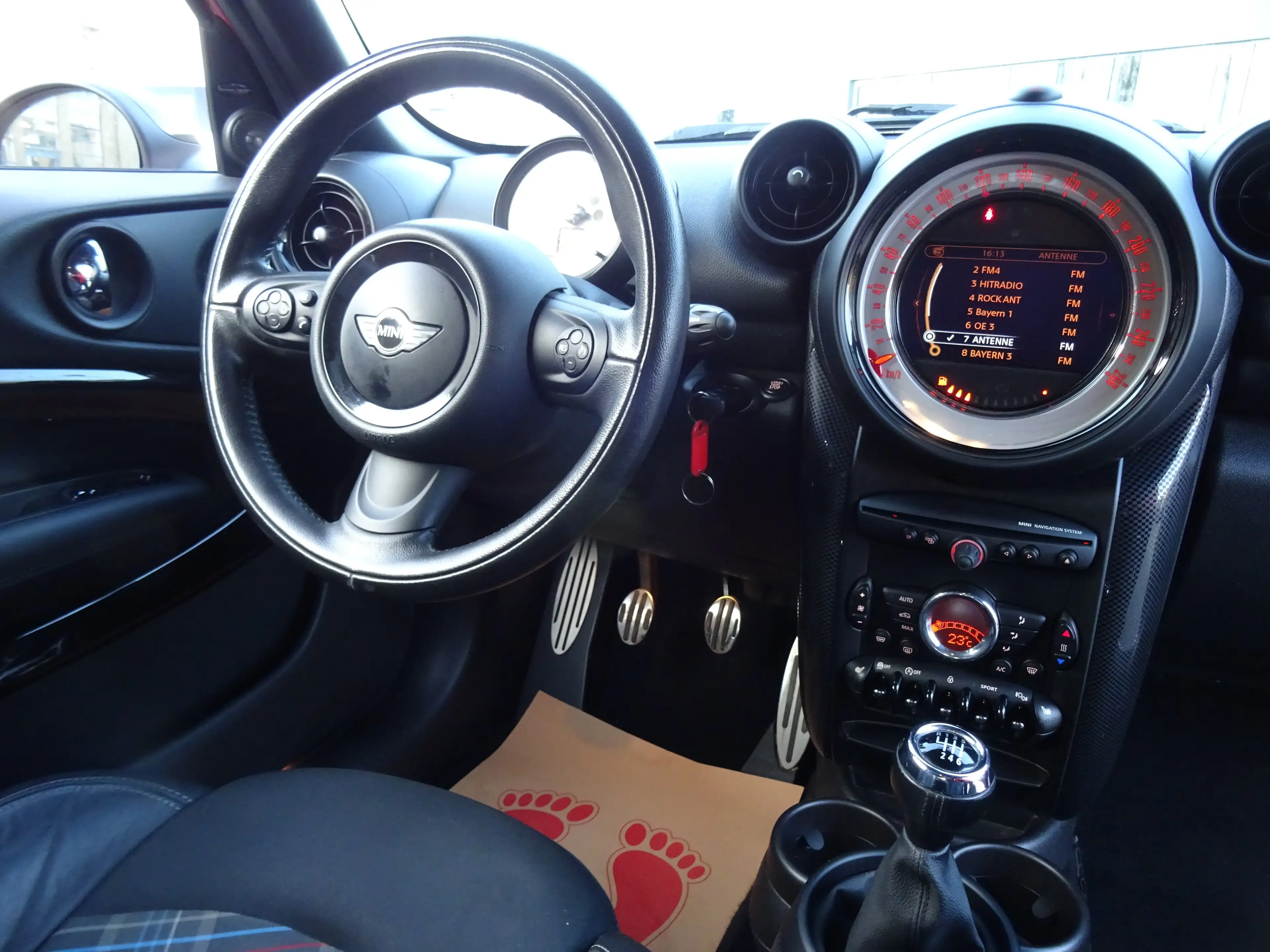 MINI Cooper S Paceman Paceman Cooper S All4-wenig km-Top-Ausstattung — photo 9