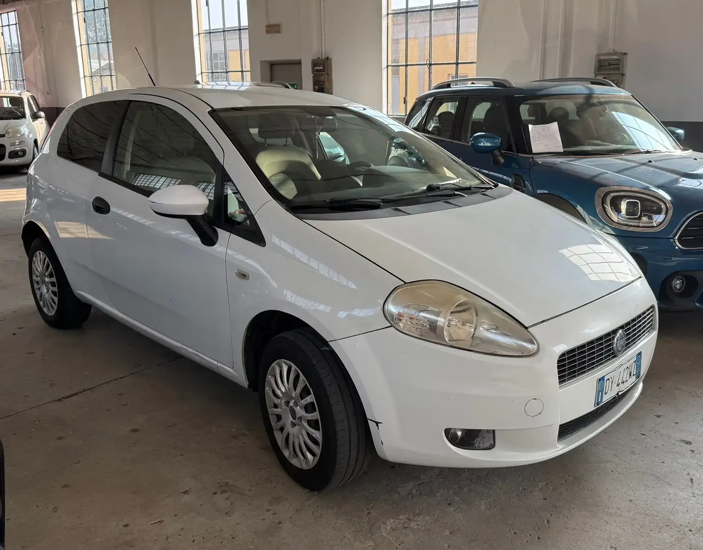 Fiat Grande Punto 3p 1.4 natural power Dynamic 77cv Blanc - 1