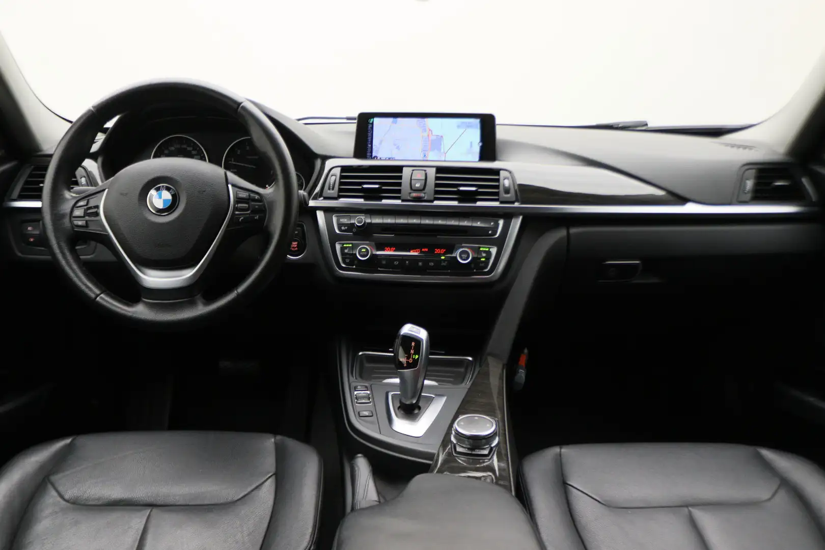 BMW 320 3-serie 320i High Executive Leer, H&K, Navigatie, Gris - 2