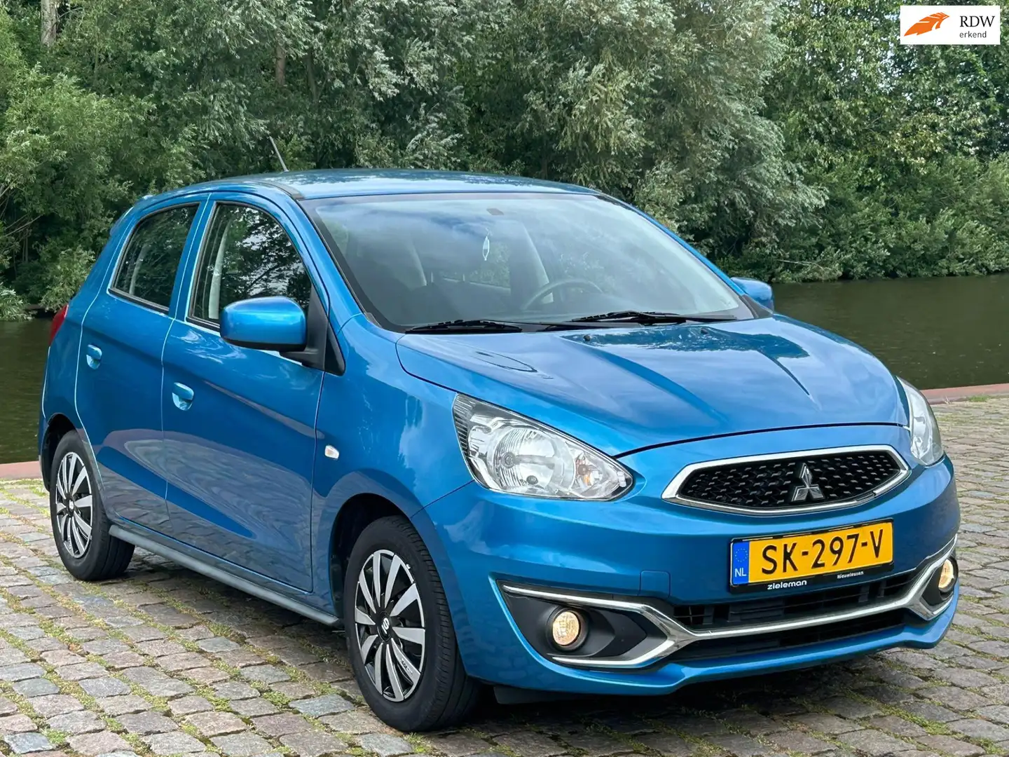 Mitsubishi Space Star 1.0 Cool+ airco elektrische ramen cv op afs Blauw - 1