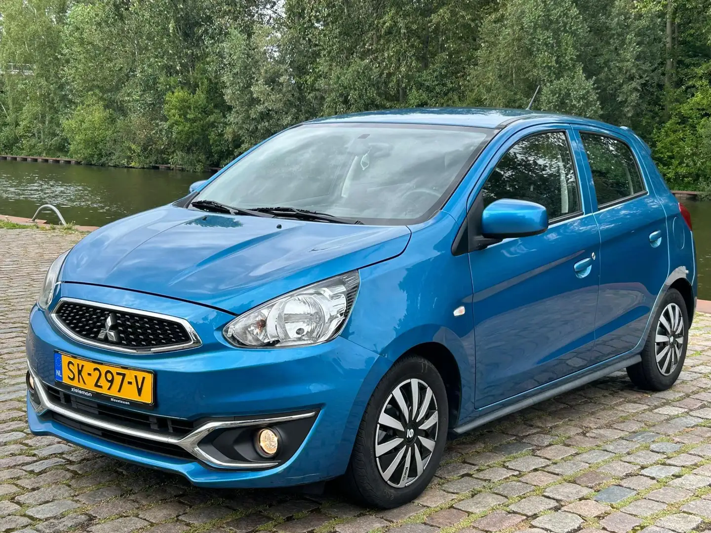 Mitsubishi Space Star 1.0 Cool+ airco elektrische ramen cv op afs Blauw - 2