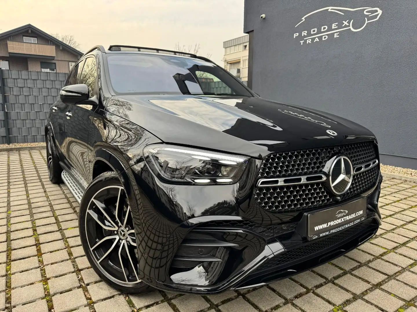 Mercedes-Benz GLE 450 d 4M AMG Pano*TV*Luft*HeadUP*SitzKlima*22 Negru - 2