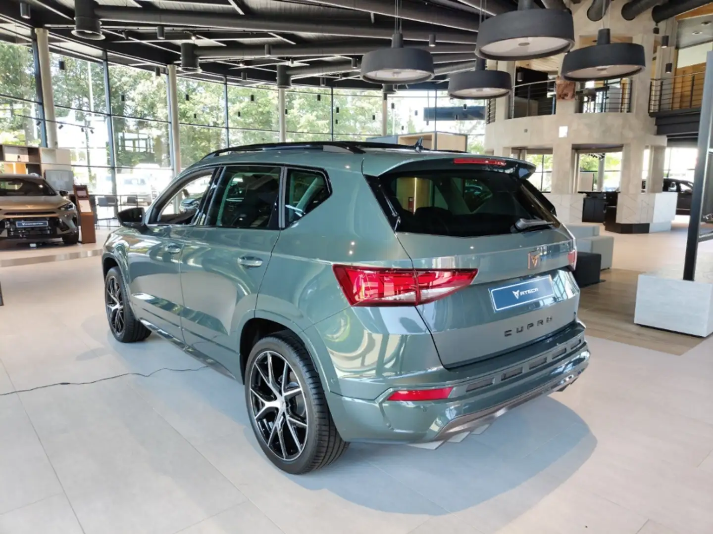CUPRA Ateca 4Drive 2.0 TSI AHK-klappbar Navi digitales Cockpit Grün - 2