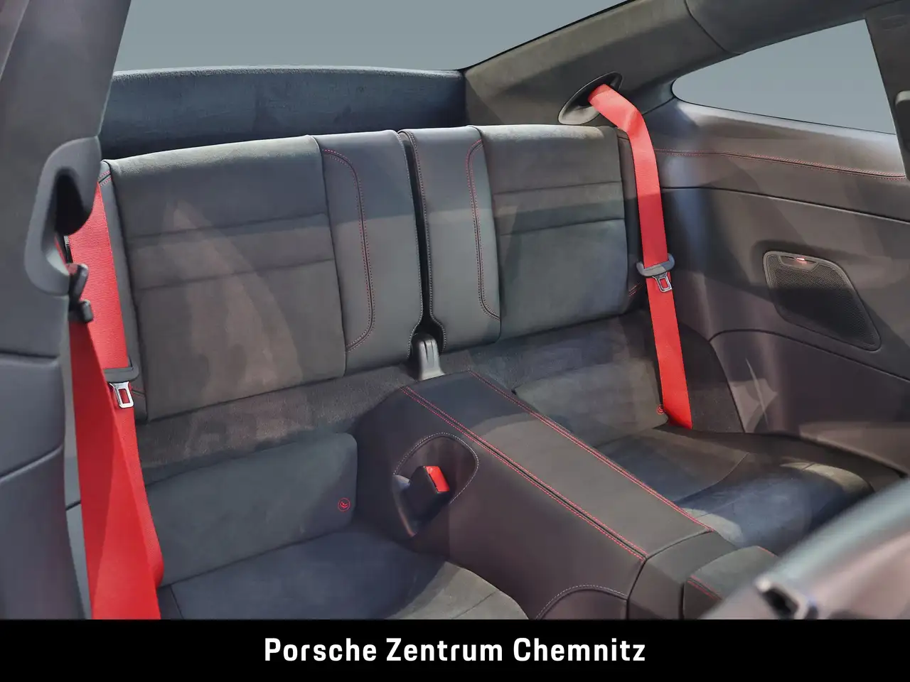 Porsche 911 Carrera 4 GTS HD-Matrix;elektr. Schiebedach;Chrono 8