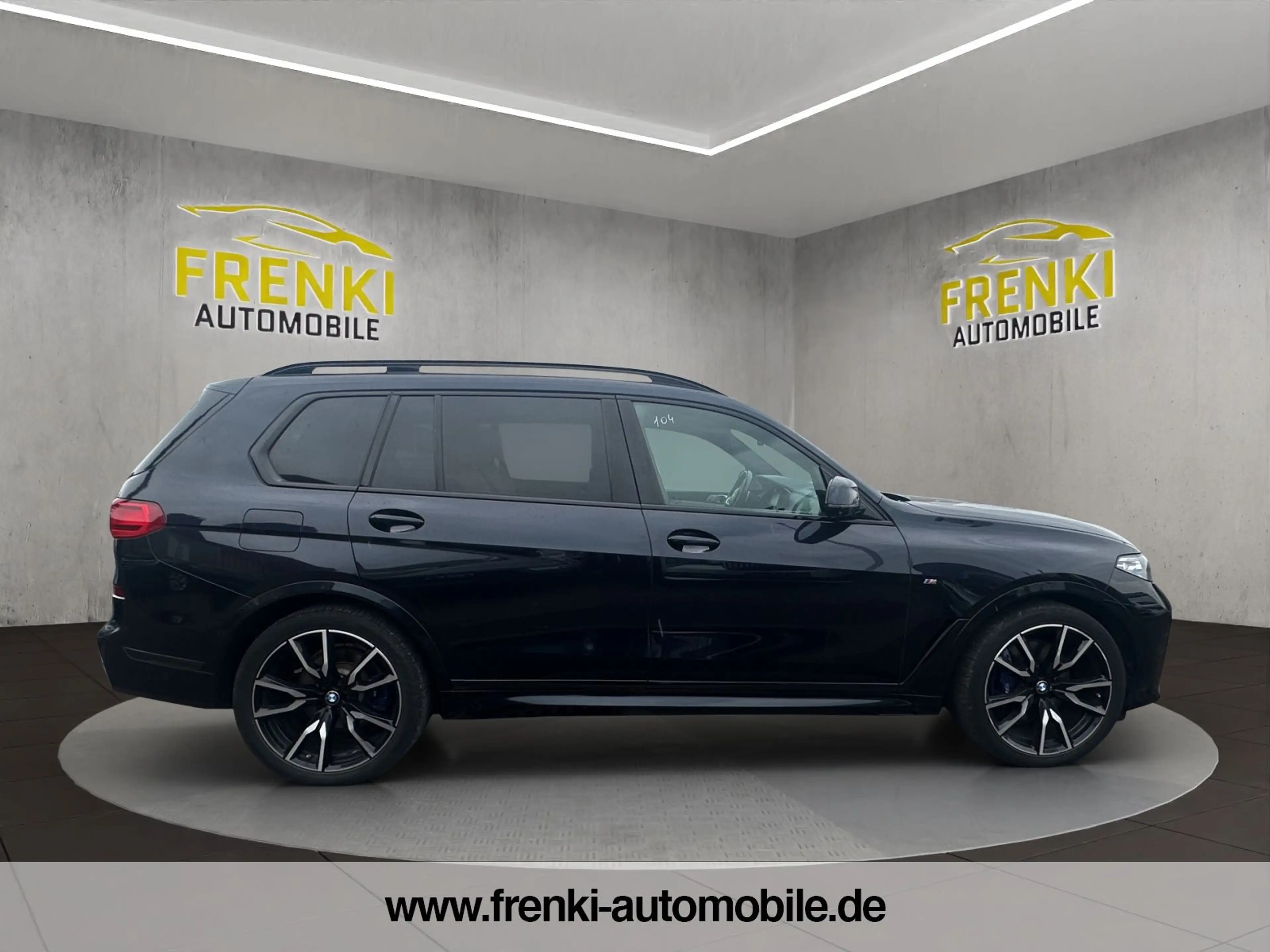 BMW X7 xDrive 30 d M Sport — photo 9