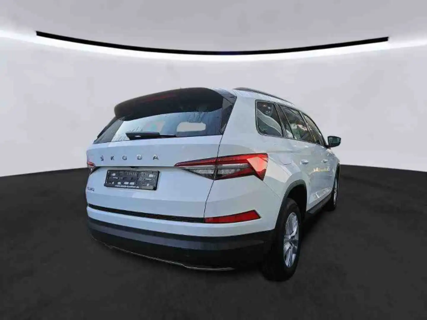 Skoda Kodiaq Ambition 1.5 TSI DSG LED Navi RFK AHK 7-S Weiß - 2