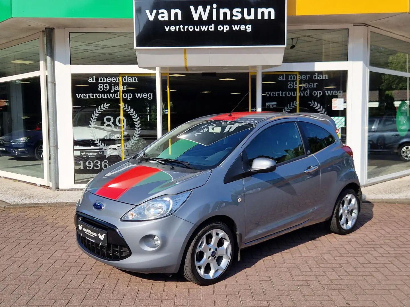 Ford Ka/Ka+ 1.2 Karakter start/stop Limited Edtion 124/250 Gris - 2