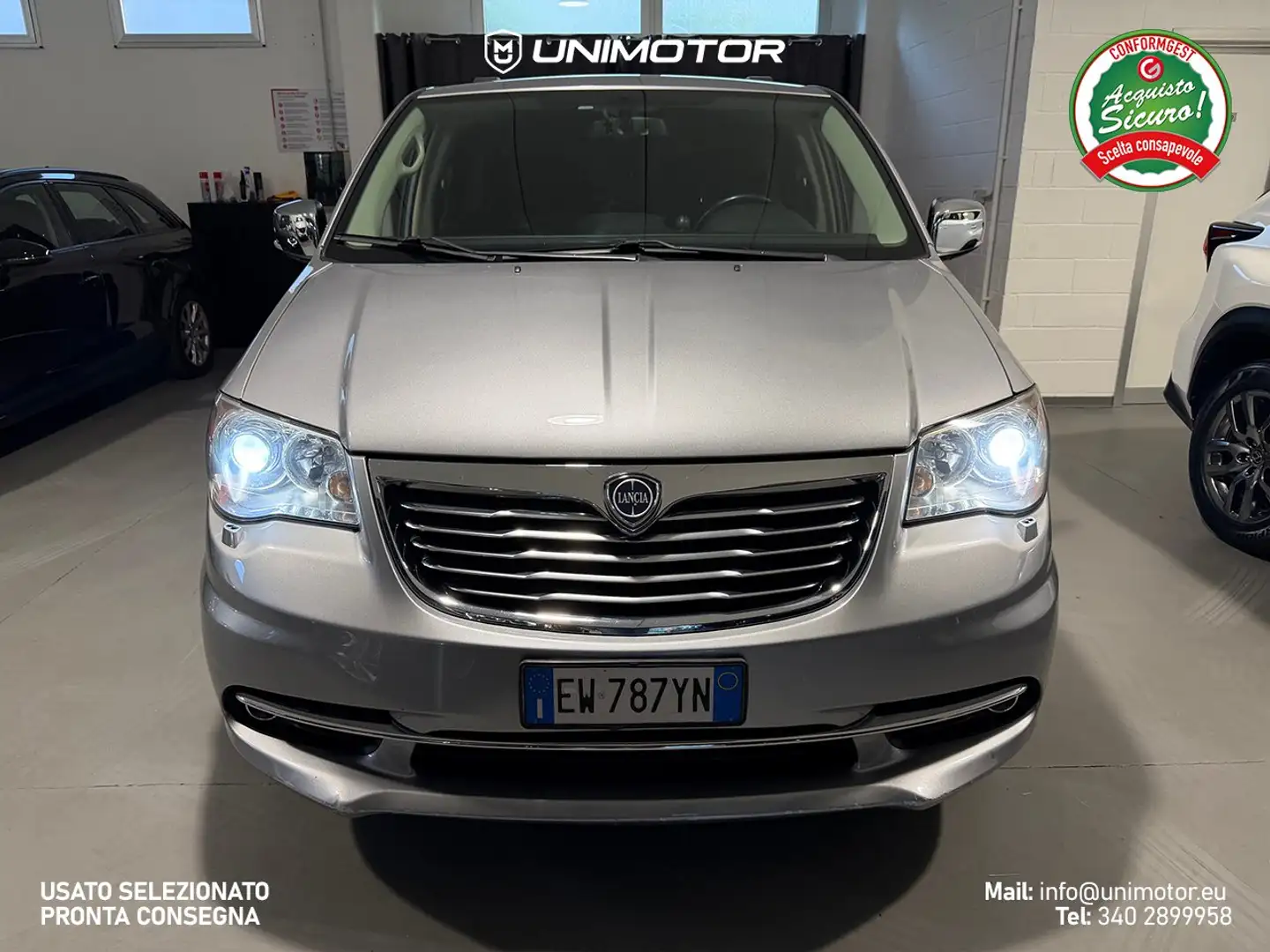 Lancia Voyager Platinum 2.8 Turbodiesel 177cv Auto - 7 POSTI Argent - 2