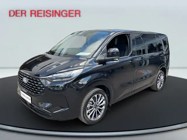 Ford Tourneo Custom Titanium X PHEV L1 Ansicht 2