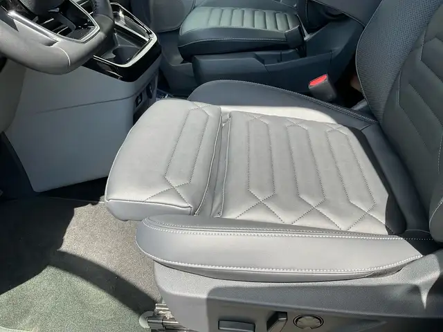 Ford Tourneo Custom Titanium X PHEV L1 Ansicht 16