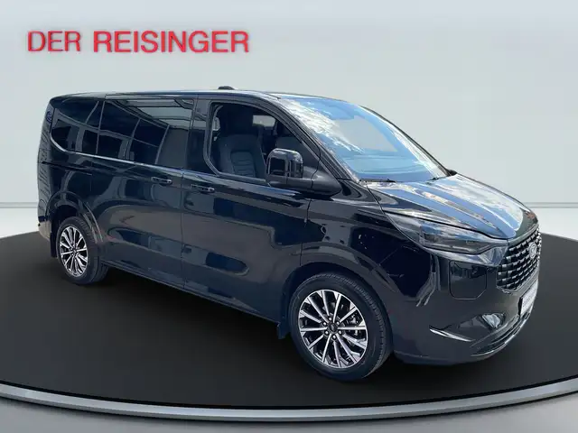 Ford Tourneo Custom Titanium X PHEV L1 Ansicht 7