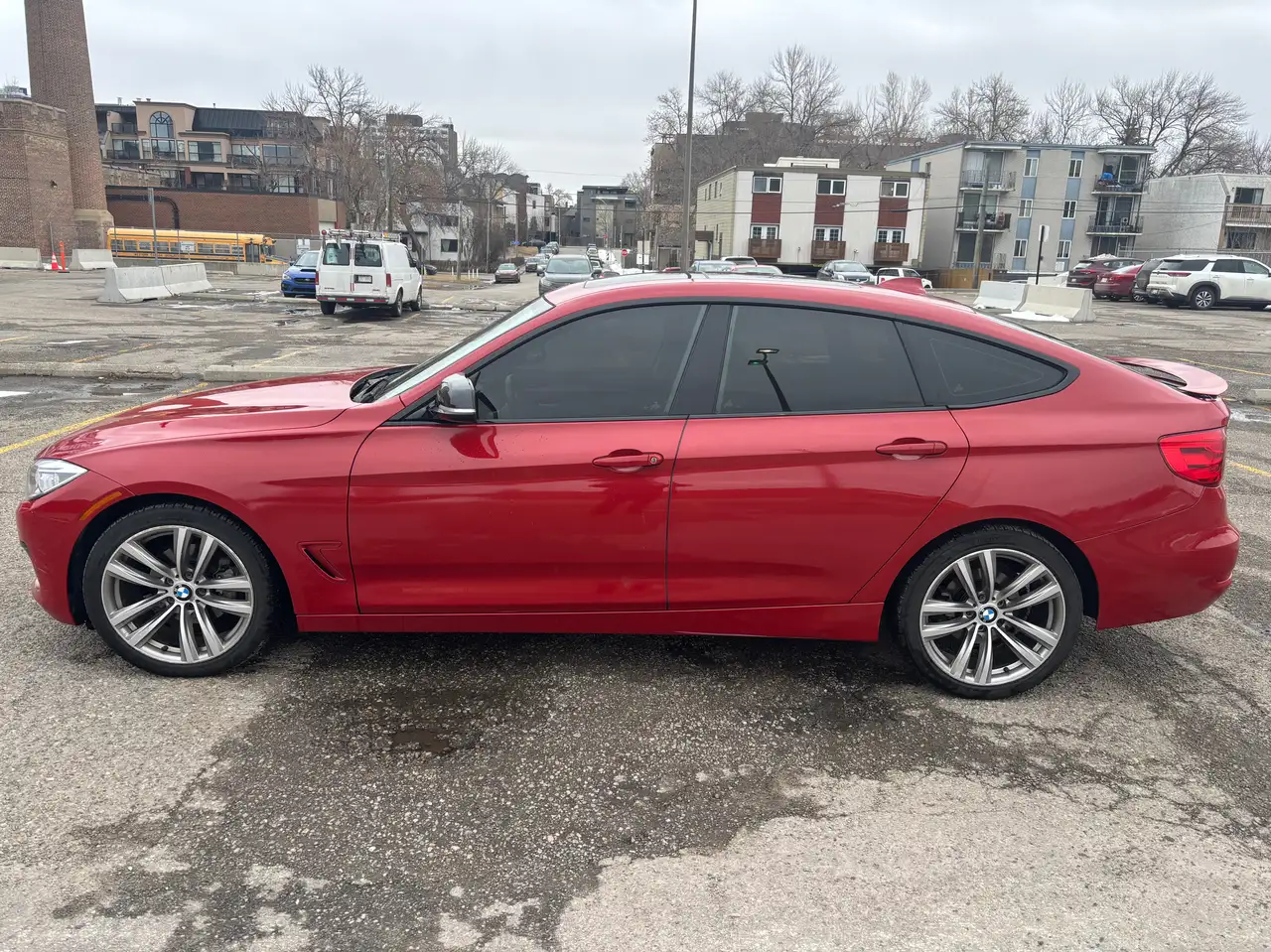 BMW 3 Series снимка BMW 3 Series