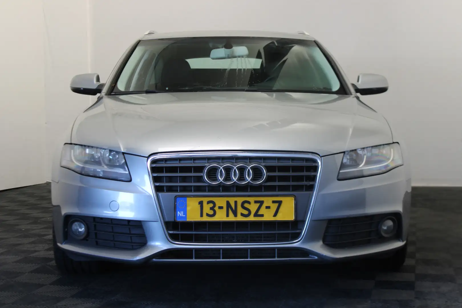 Audi A4 Avant 2.0 TDIe Business Edition Grau - 2