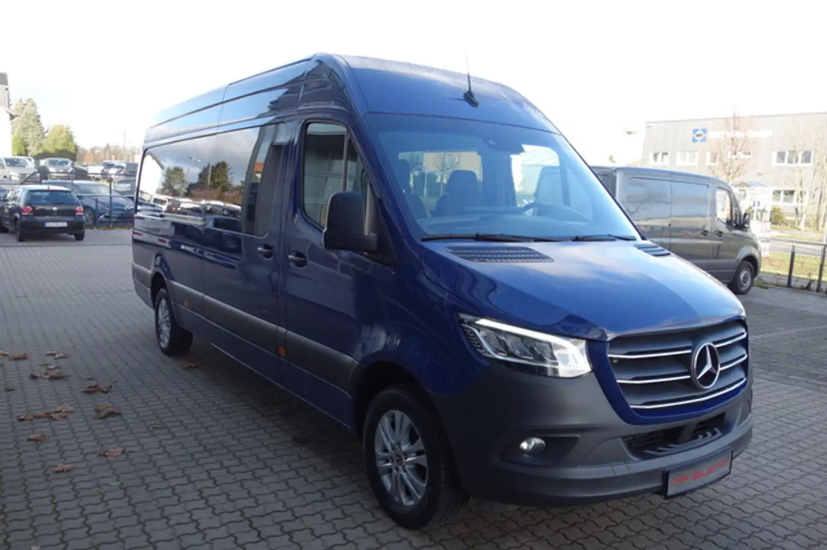 Mercedes-Benz Sprinter 319 CDI V6 Mixto MAXI LED/STDHZ/KAM/AHK Bleu - 2
