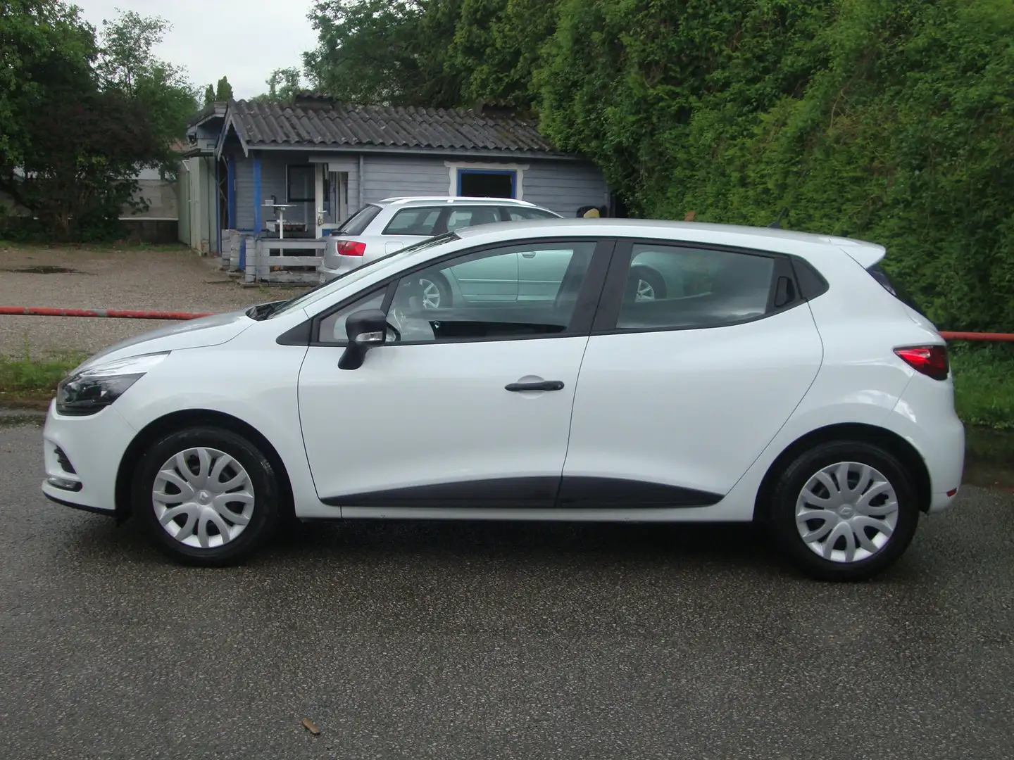 Renault Clio Expression Weiß - 2