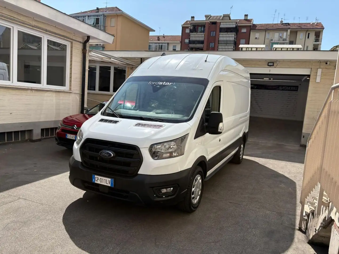 Ford Transit 350 2.0TDCi L3H2 170CV PL-TA Furgone Trend Bianco - 1