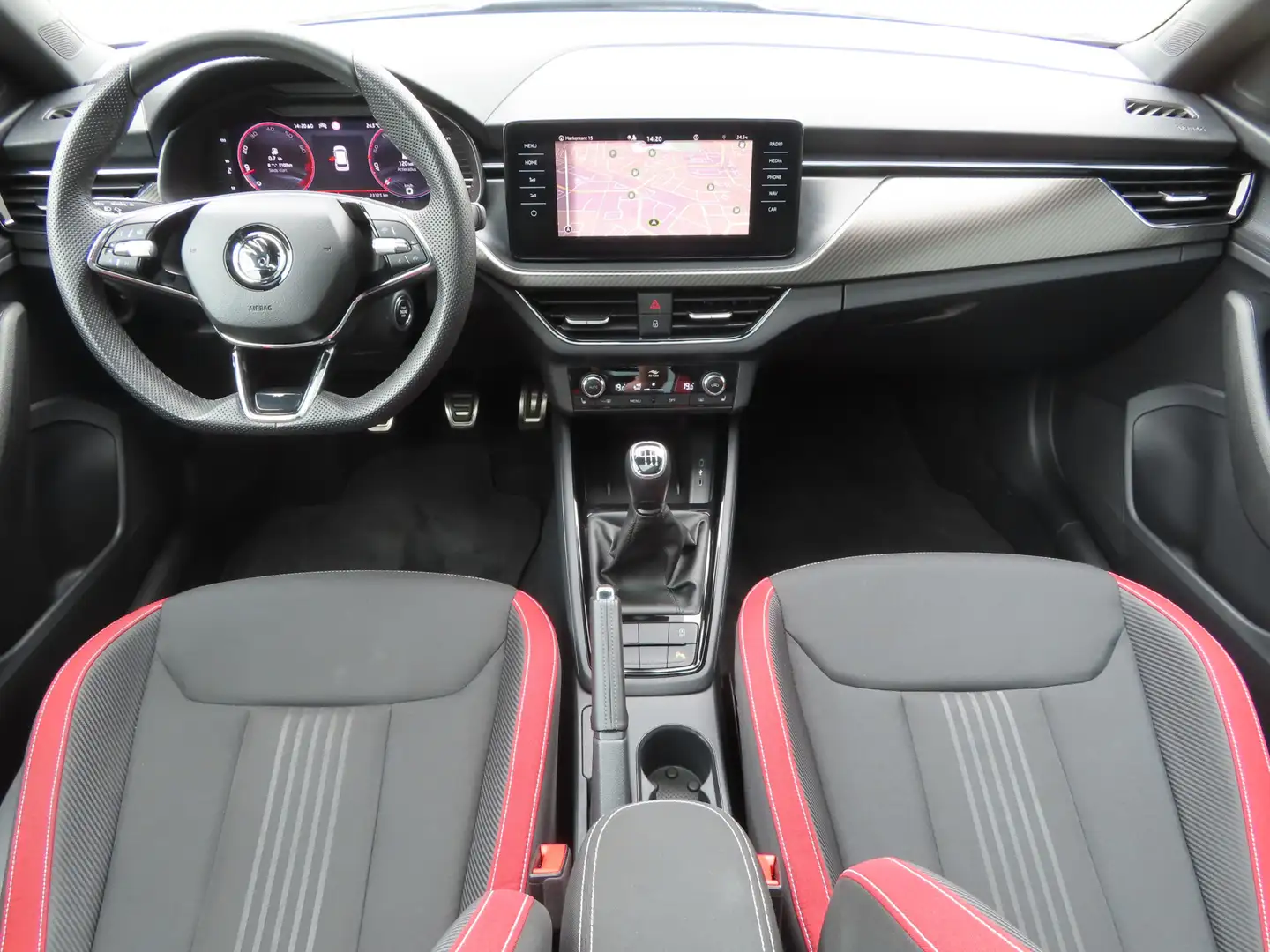 Skoda Kamiq 1.5 TSI ACT Monte Carlo | pano dak | stoelverwarmi Grijs - 2