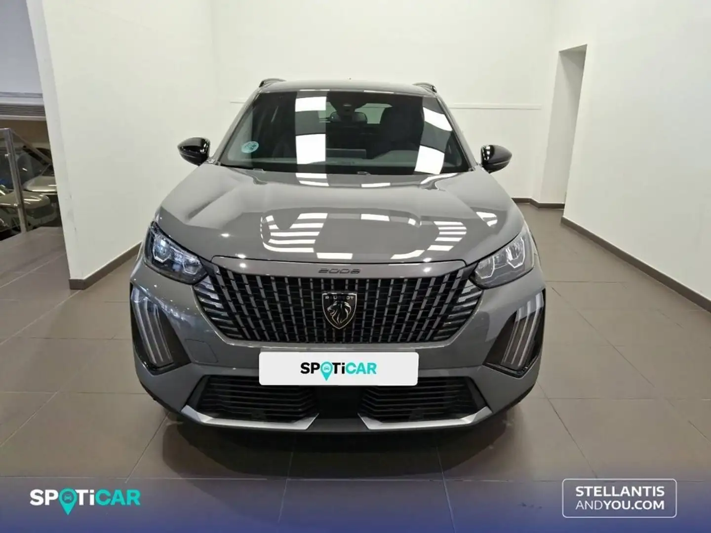 Peugeot 2008 1.2 PureTech S&S Allure 100 Grau - 2