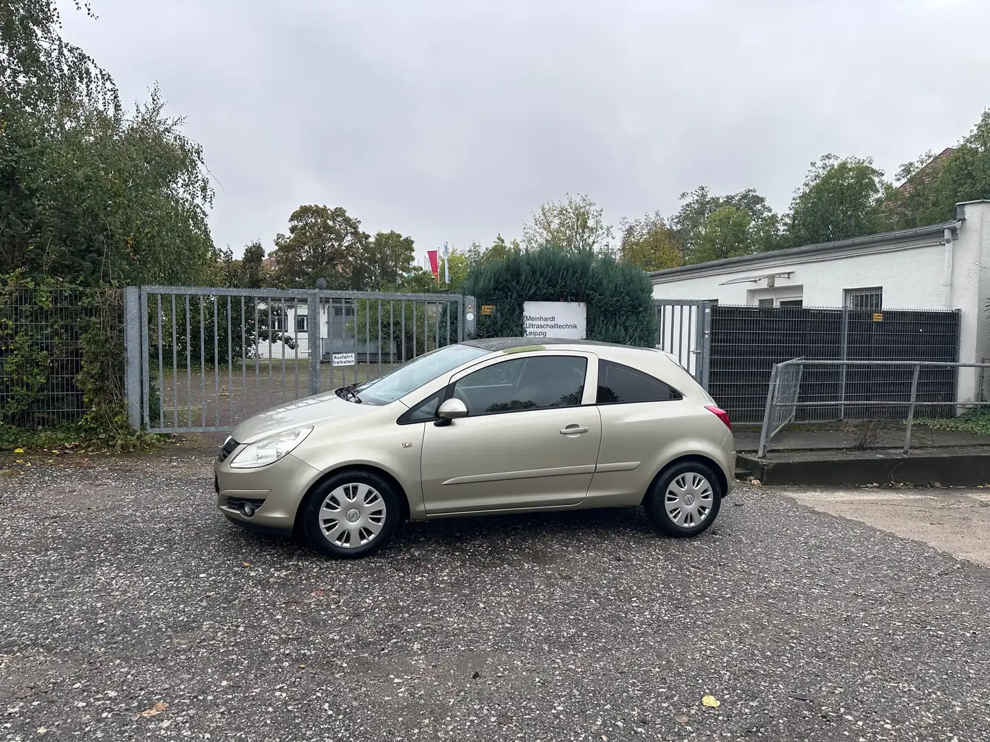 Opel Corsa 1.2 16V Catch me Or - 1