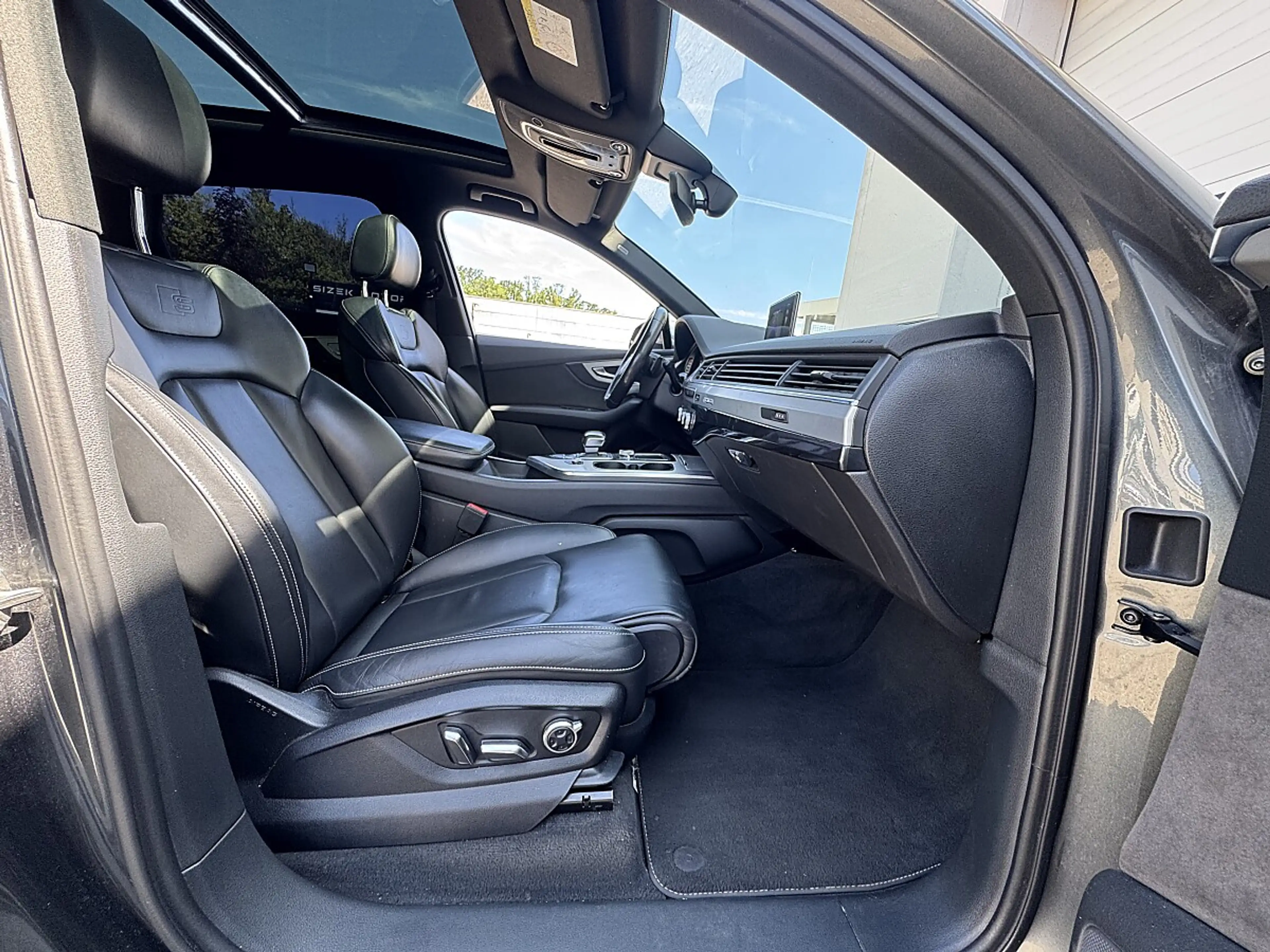 Audi SQ7 TDI quattro Tiptronic|S-LINE|AHK|PANO|VIRTUAL-C... — photo 12