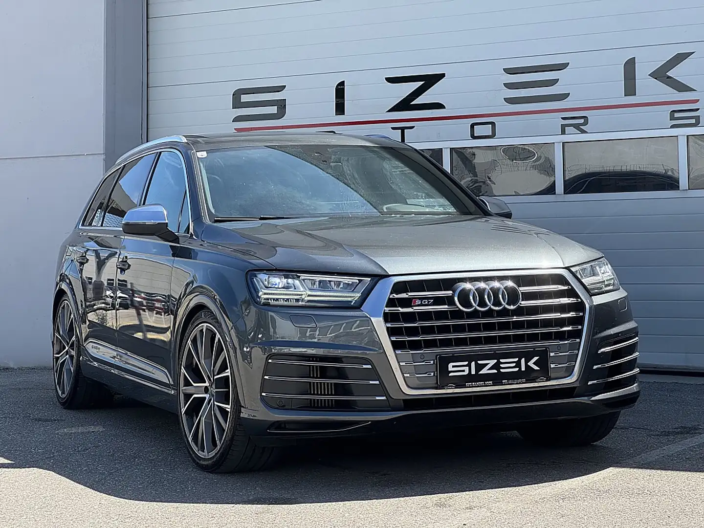 Audi SQ7 TDI quattro Tiptronic|S-LINE|AHK|PANO|VIRTUAL-C... Grau - 2