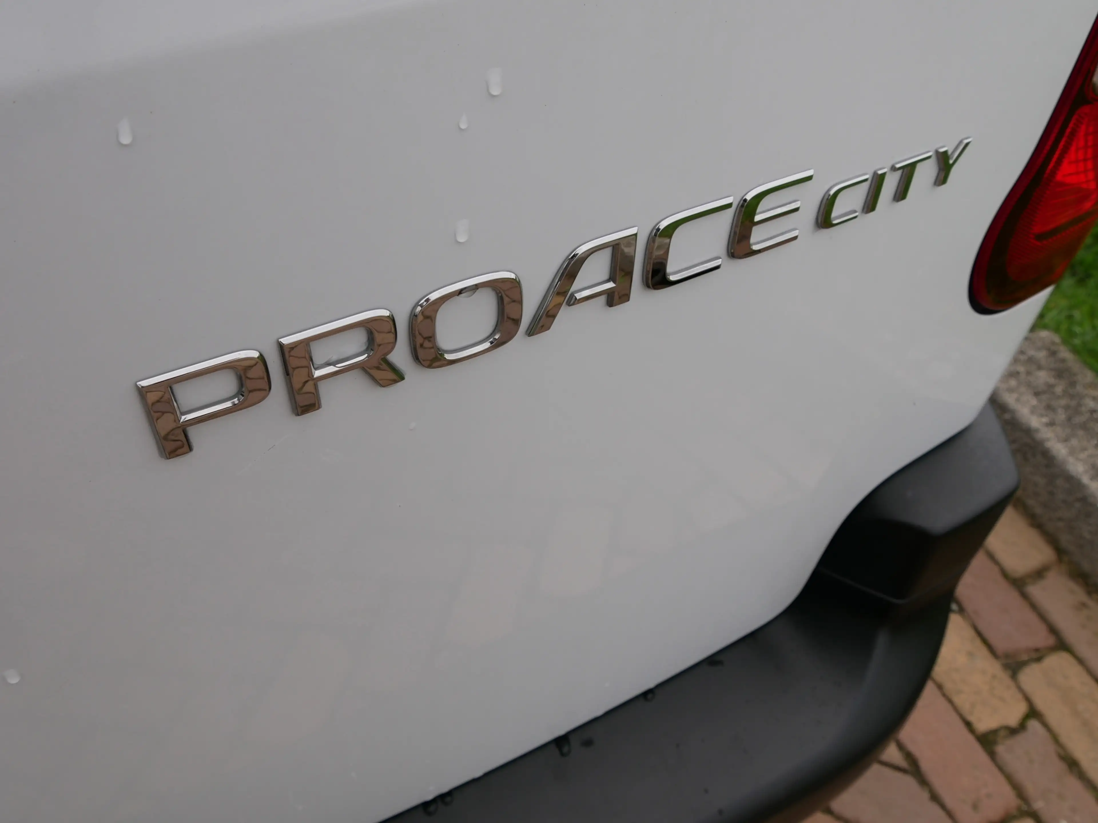 Toyota Proace City 1.5 D-4D 75kW | AC | 2024 !!! | 8999 EX BTW — photo 10