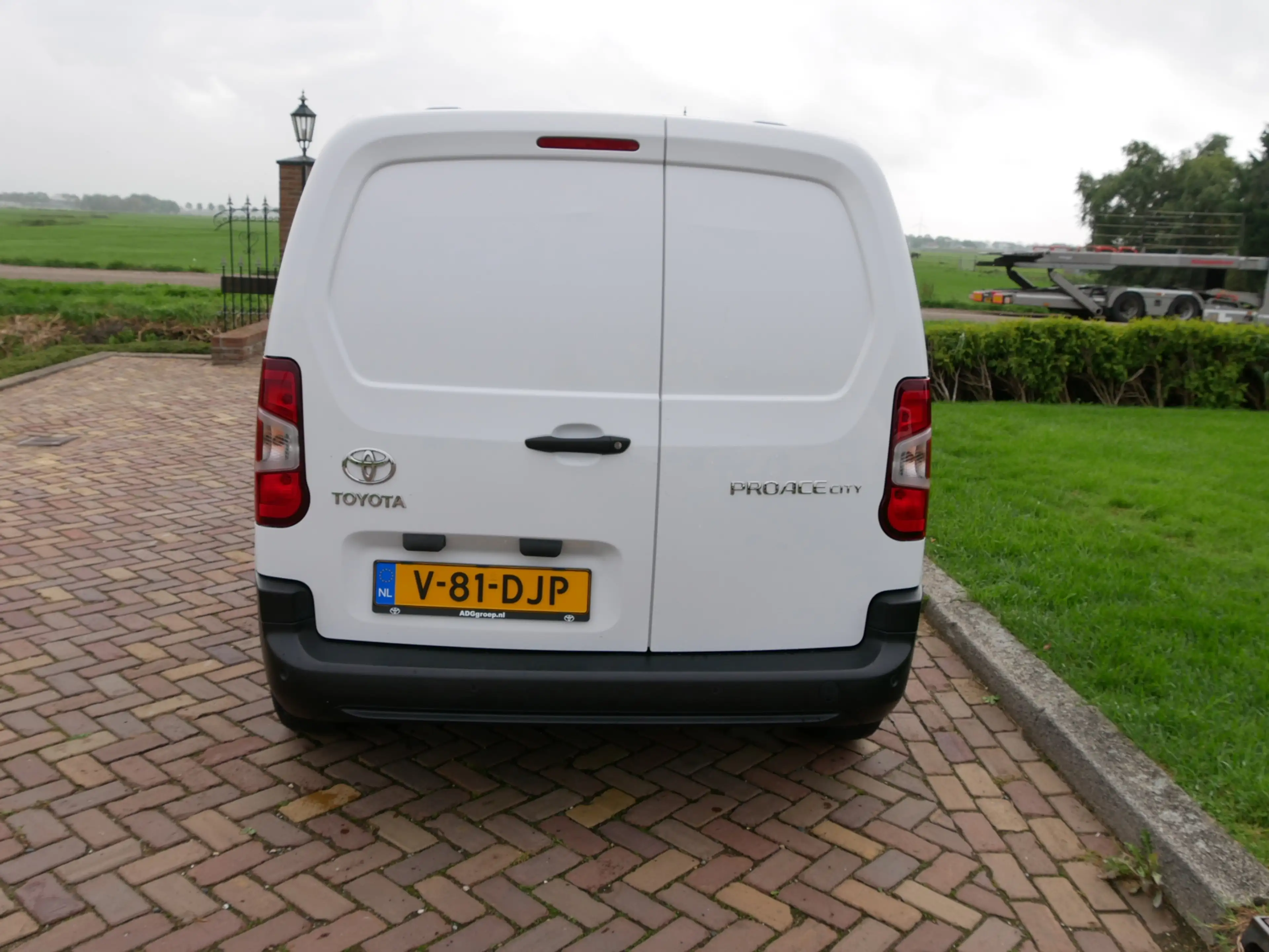 Toyota Proace City 1.5 D-4D 75kW | AC | 2024 !!! | 8999 EX BTW — photo 8