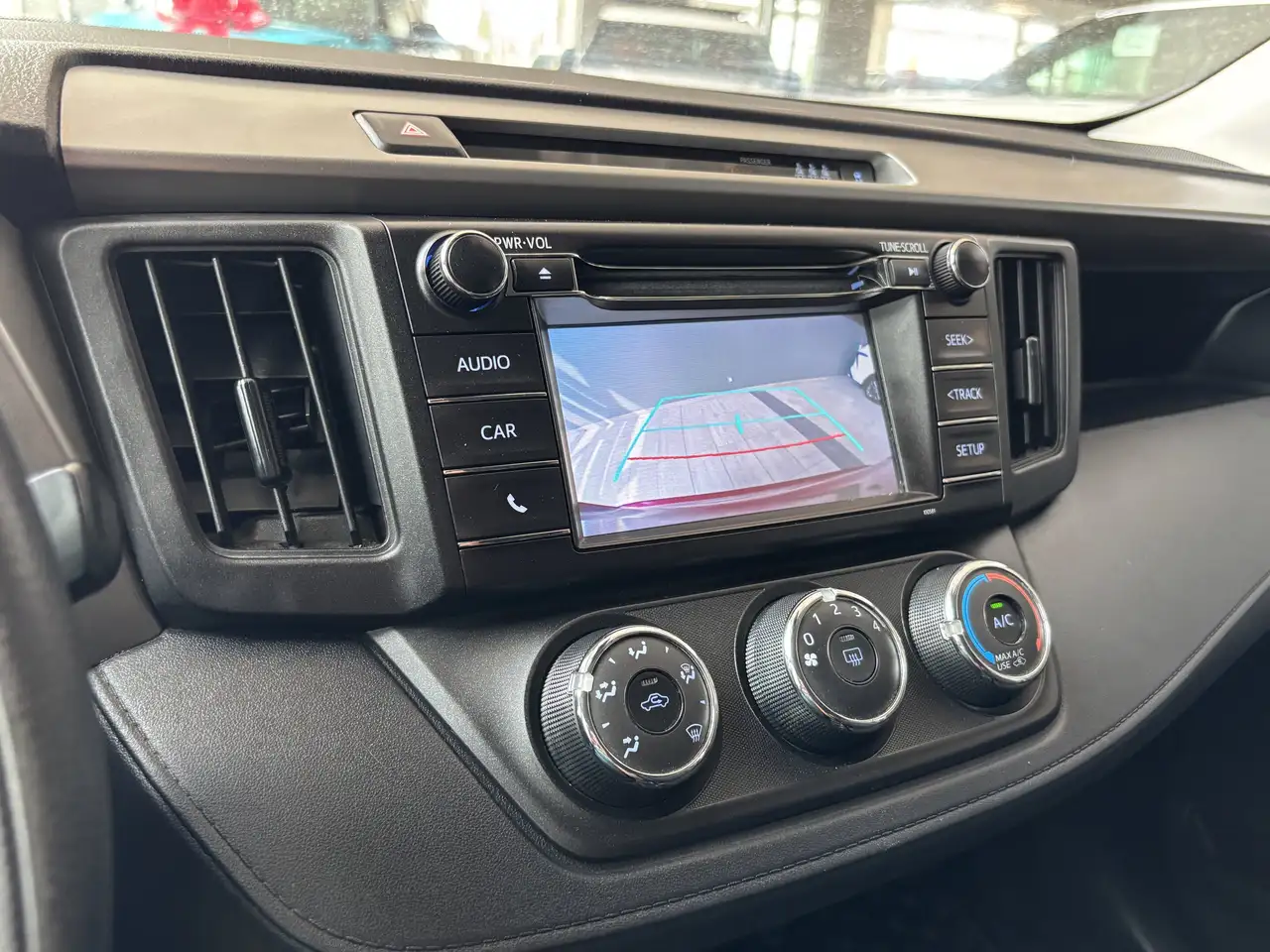 Toyota RAV 4 снимка Toyota RAV 4