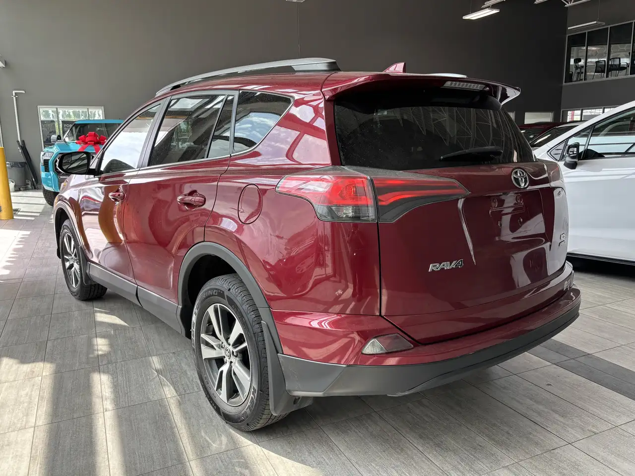 Toyota RAV 4 снимка Toyota RAV 4