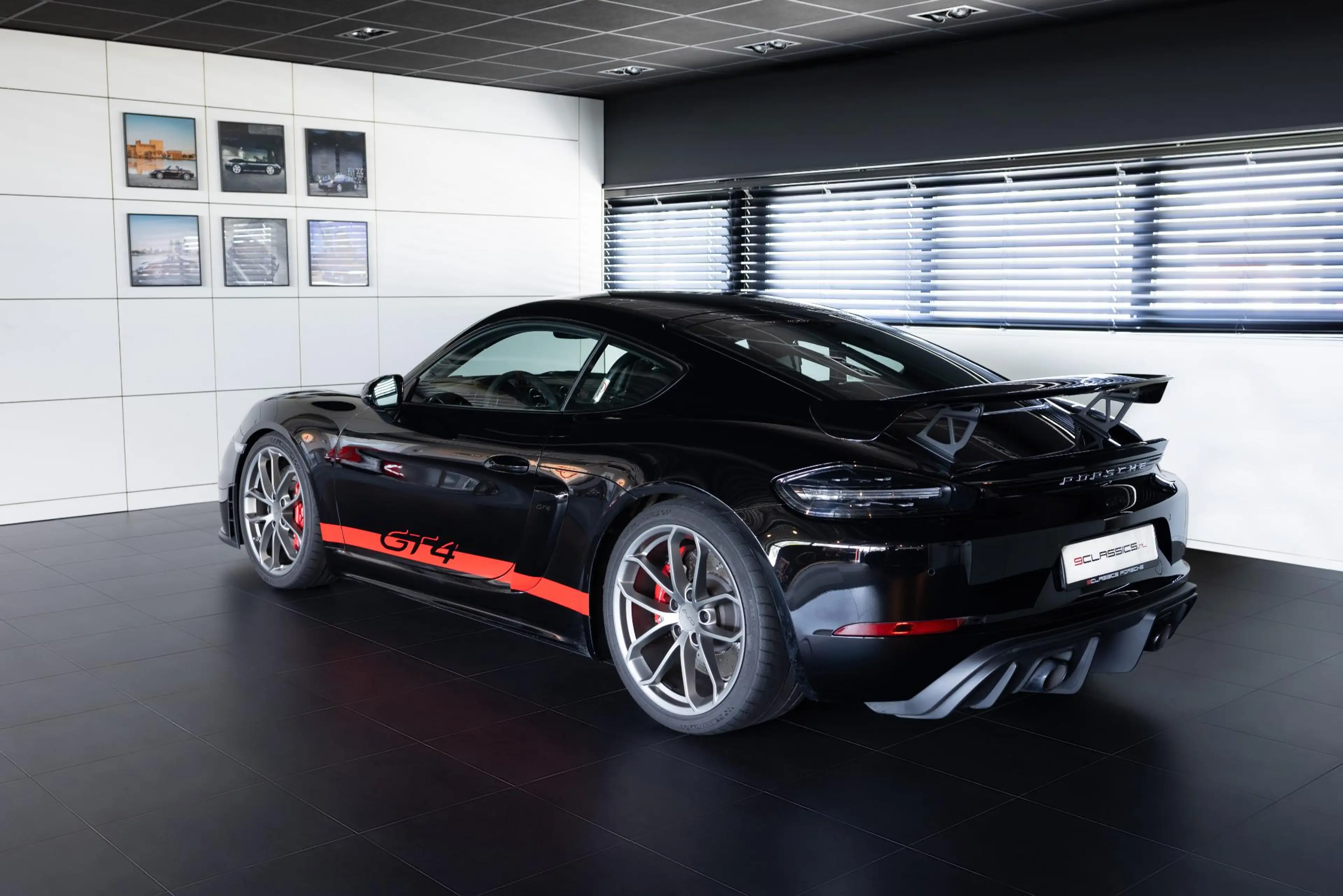 Porsche 718 GT4 4.0 — photo 3