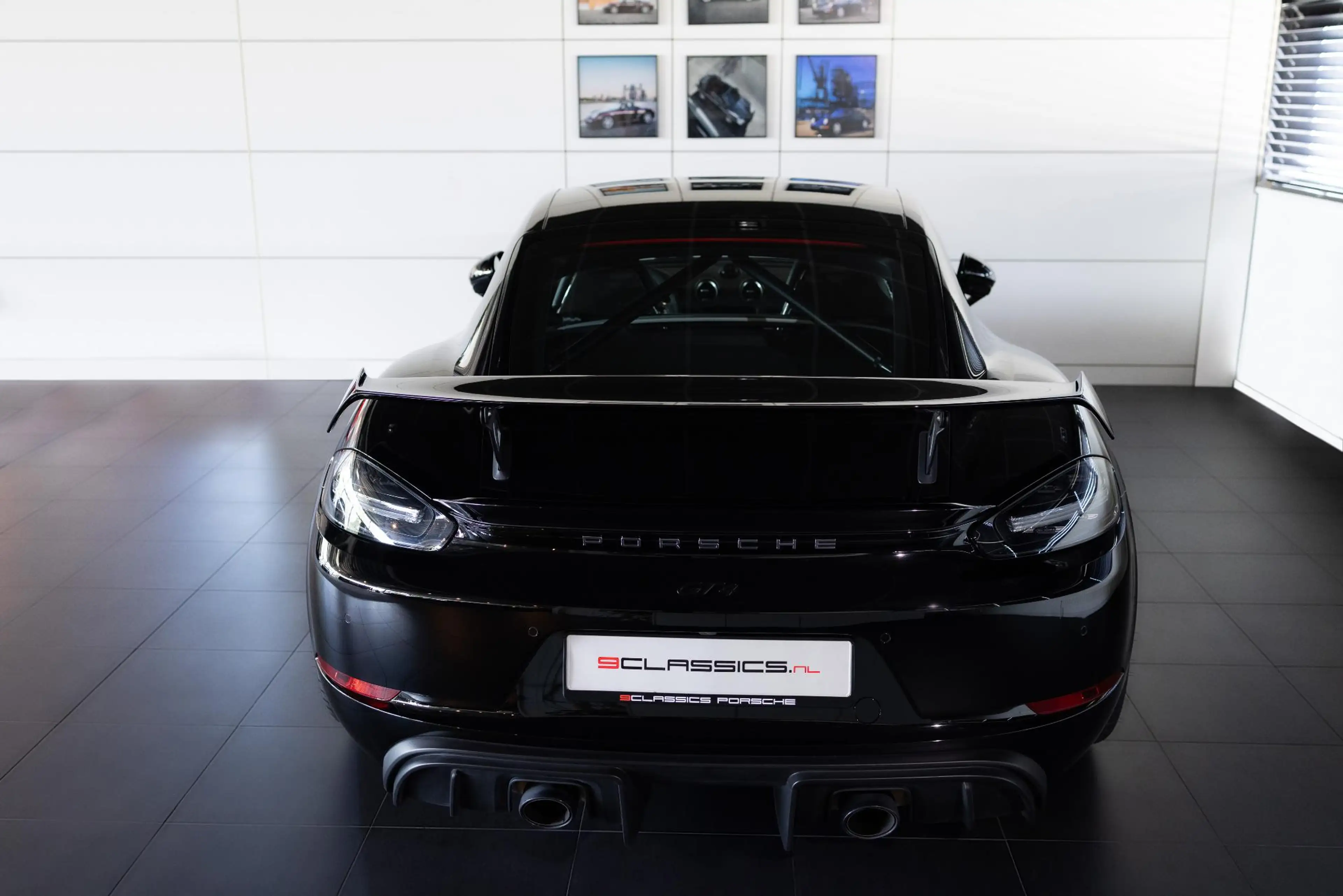 Porsche 718 GT4 4.0 — photo 15