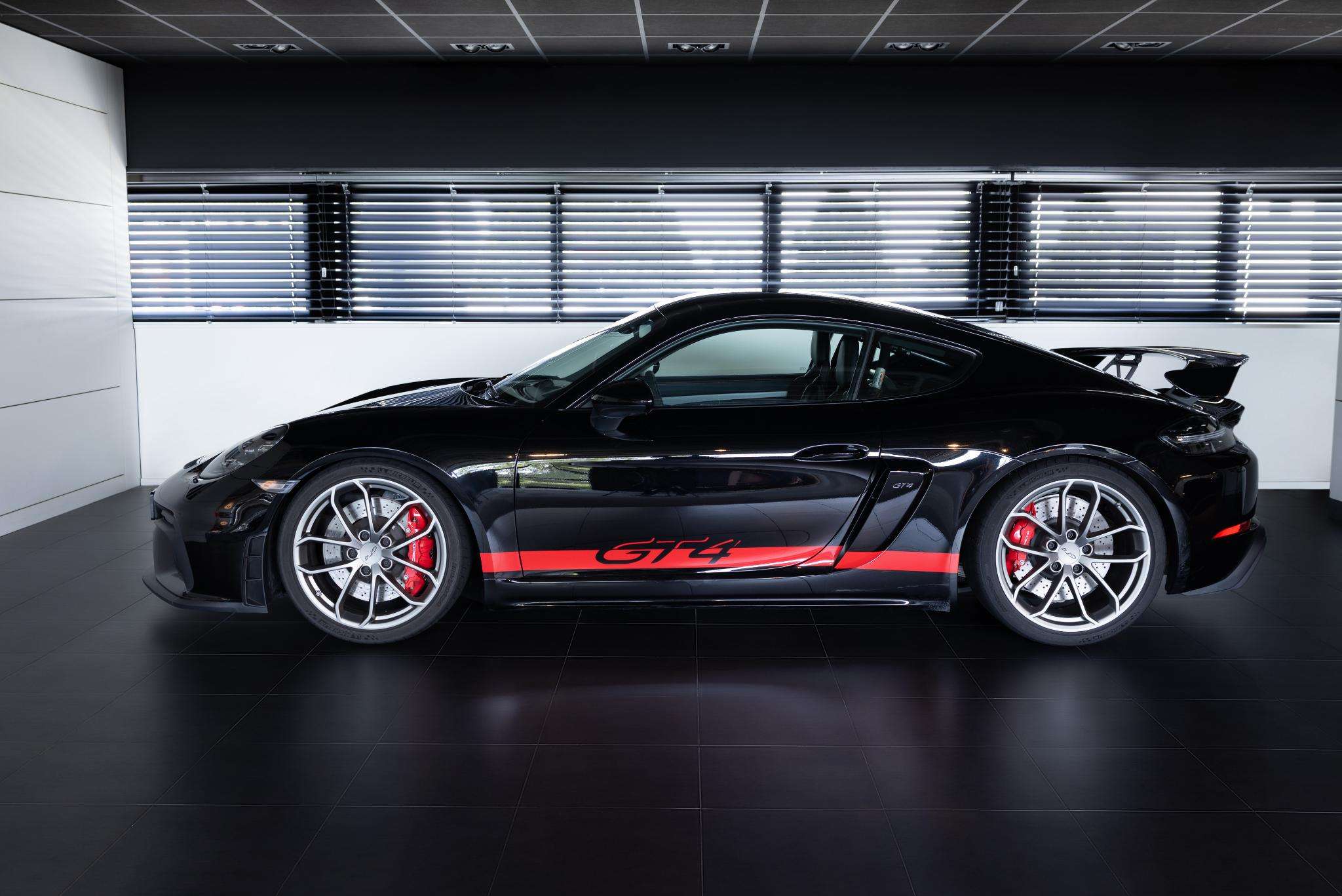 Porsche 718